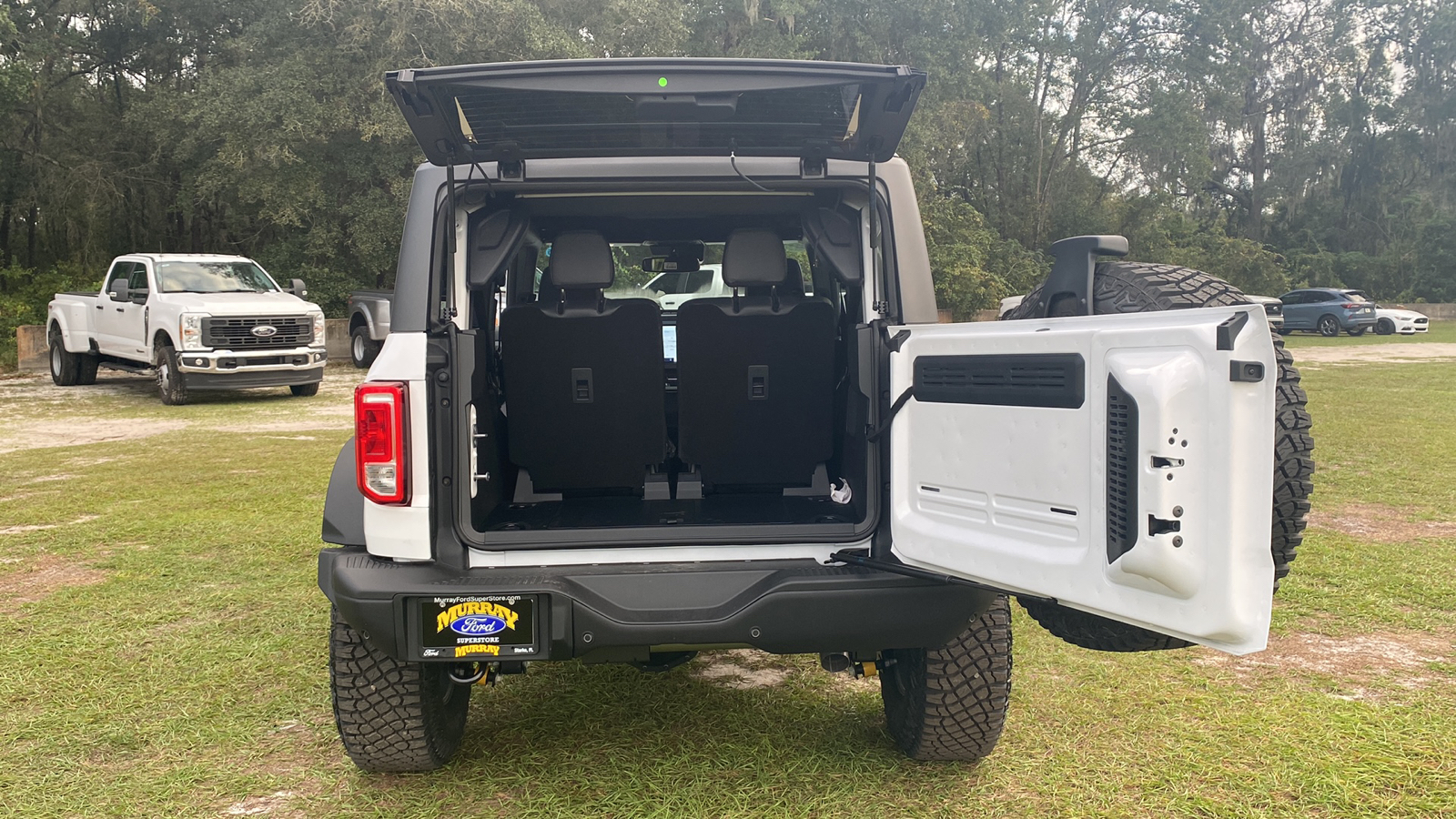 2024 Ford Bronco Black Diamond 27