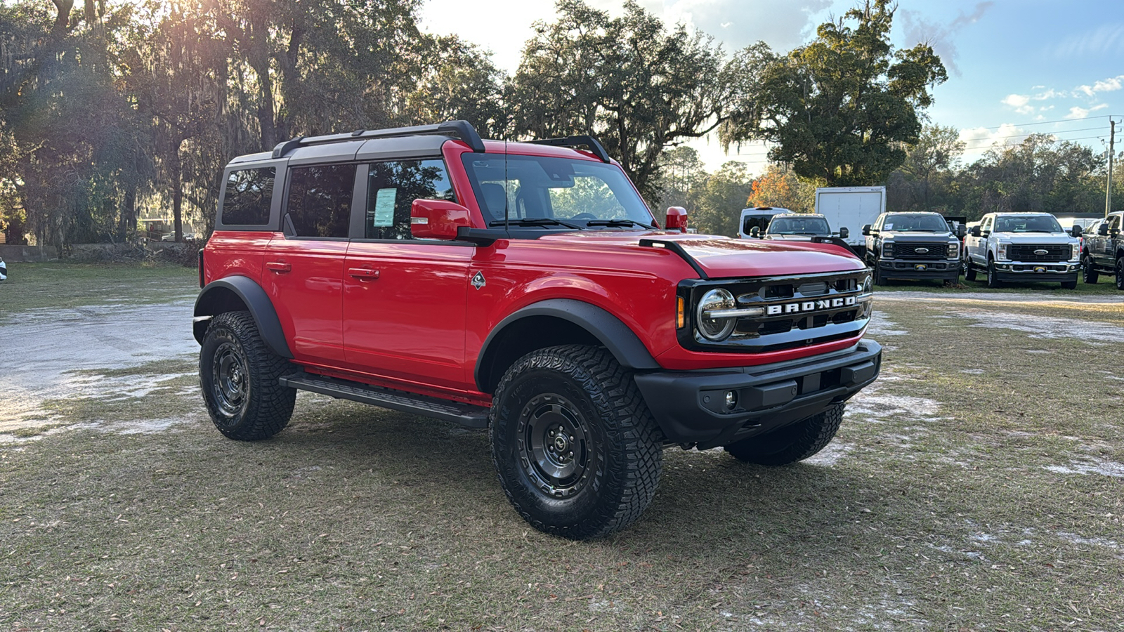 2024 Ford Bronco Outer Banks 1