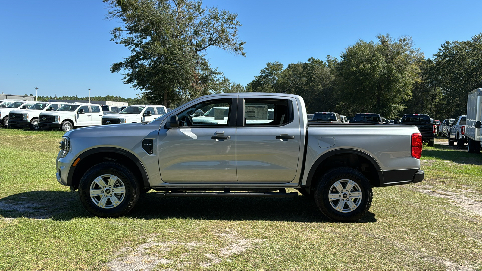 2024 Ford Ranger XL 3