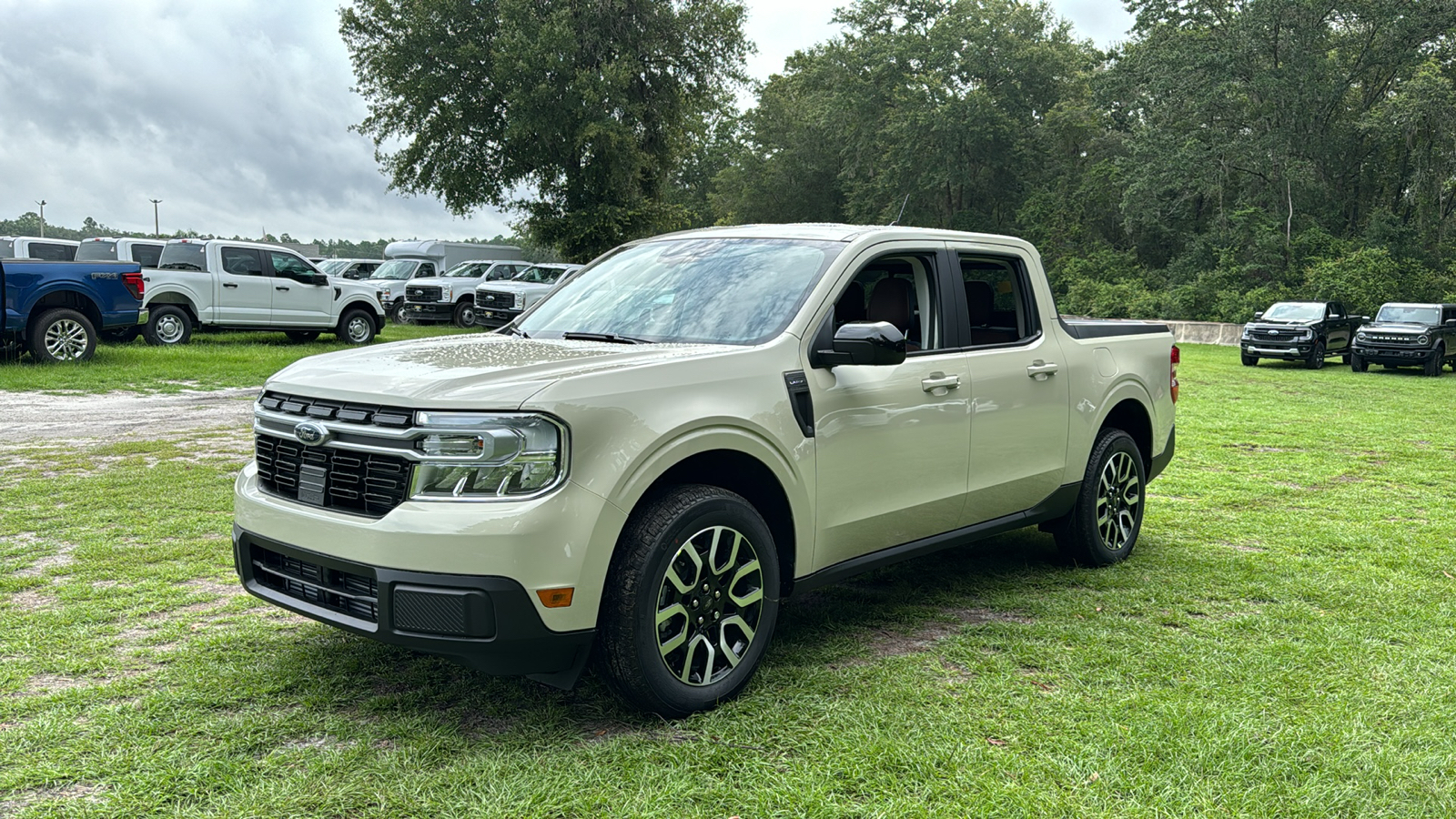 2024 Ford Maverick Lariat 2