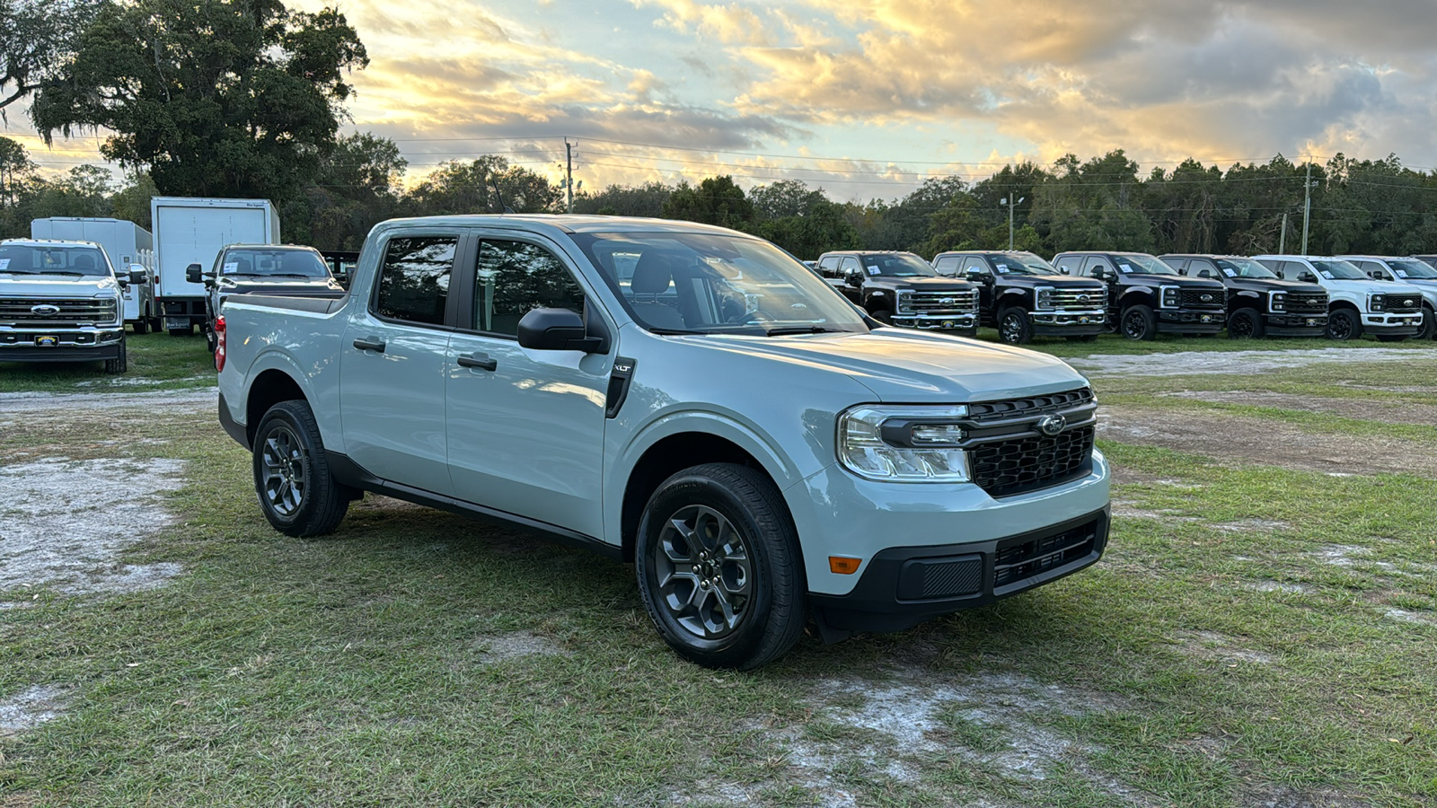 2024 Ford Maverick XLT 1