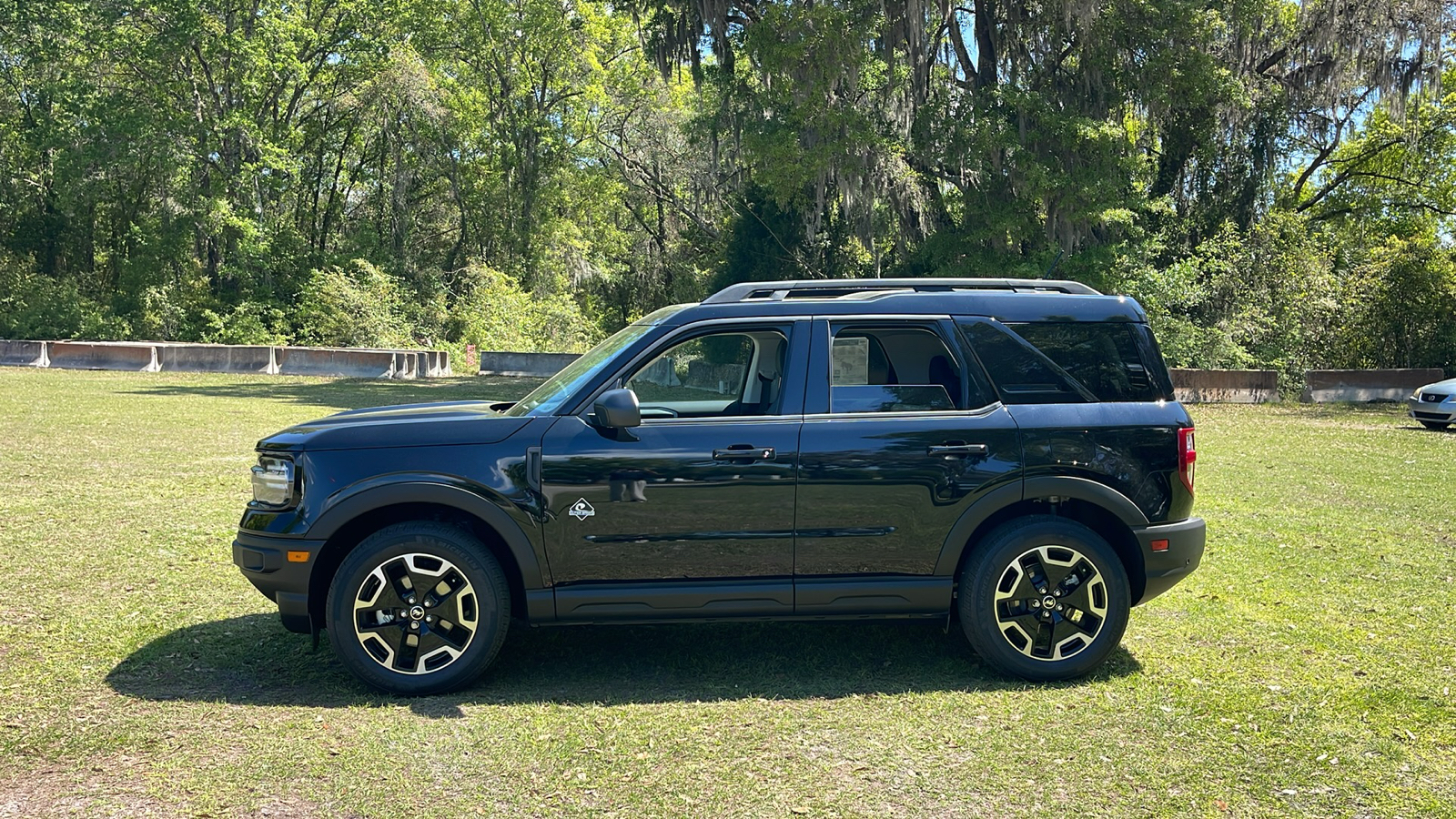 2024 Ford Bronco Sport Outer Banks 3