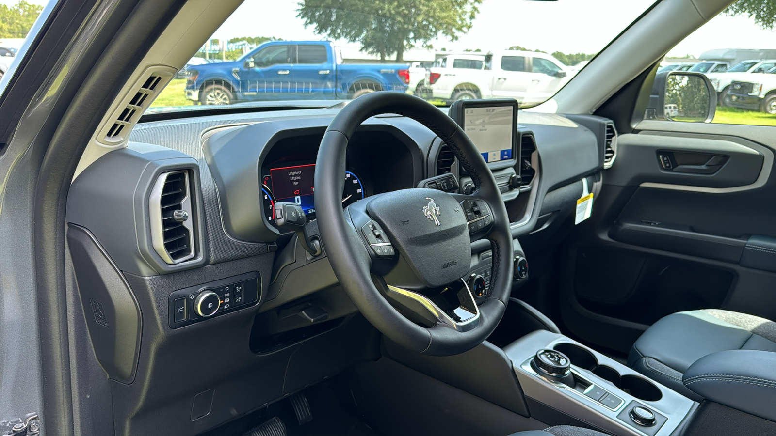 2024 Ford Bronco Sport Outer Banks 29