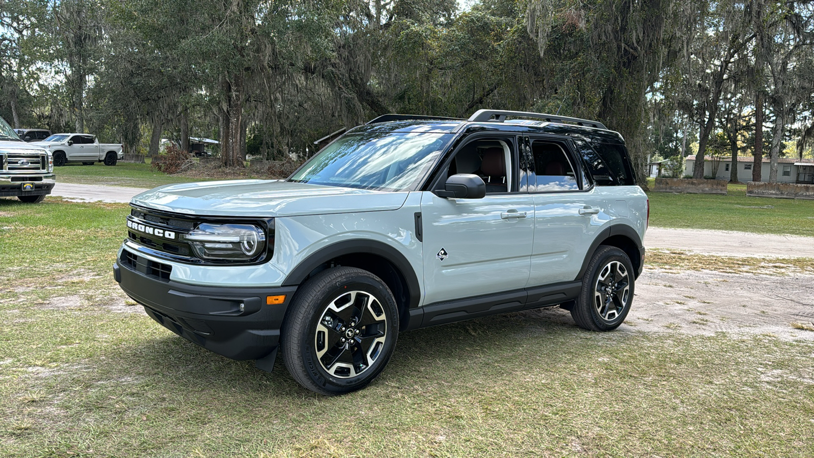 2024 Ford Bronco Sport Outer Banks 2