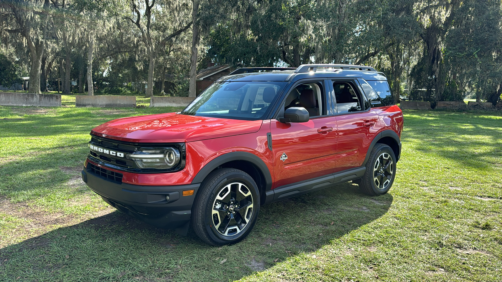 2024 Ford Bronco Sport Outer Banks 2