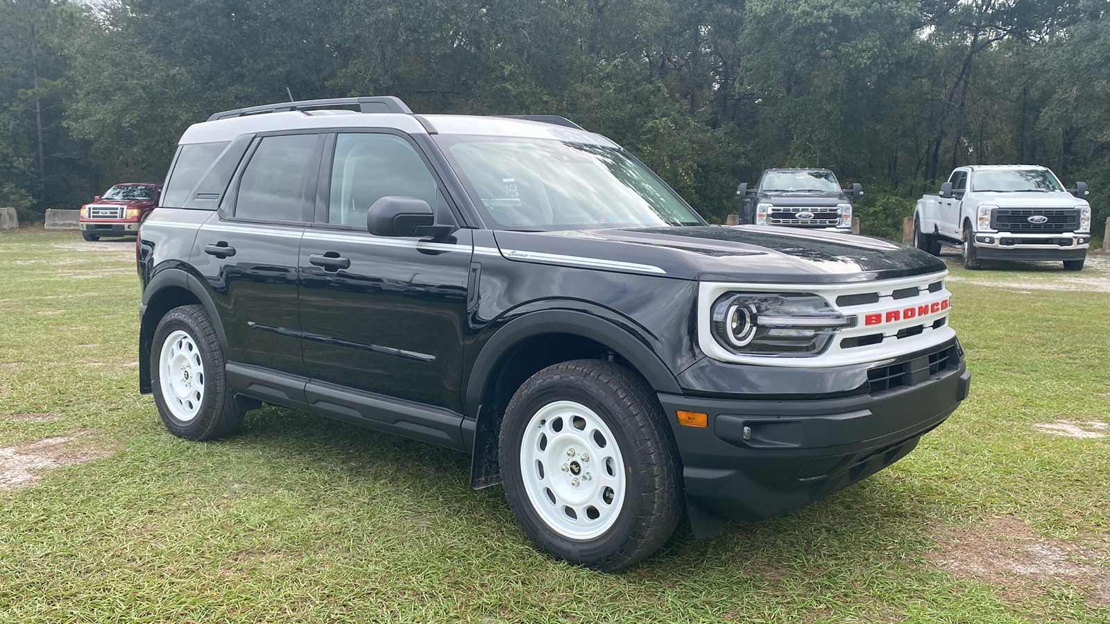 2024 Ford Bronco Sport Heritage 1