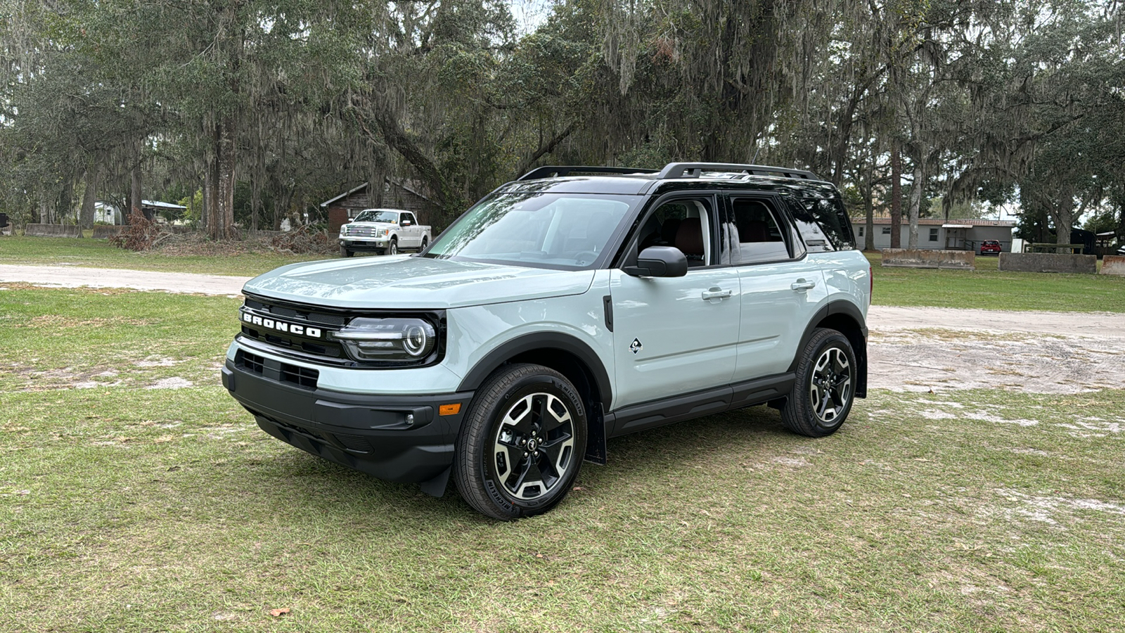 2024 Ford Bronco Sport Outer Banks 2