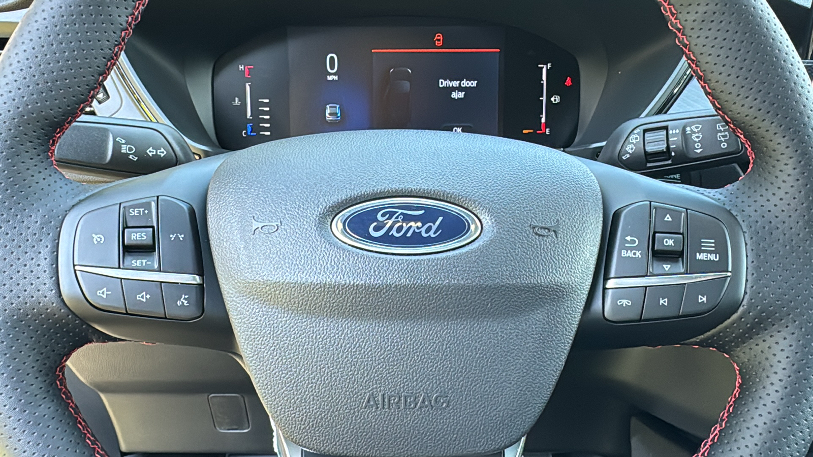 2024 Ford Escape ST-Line 20