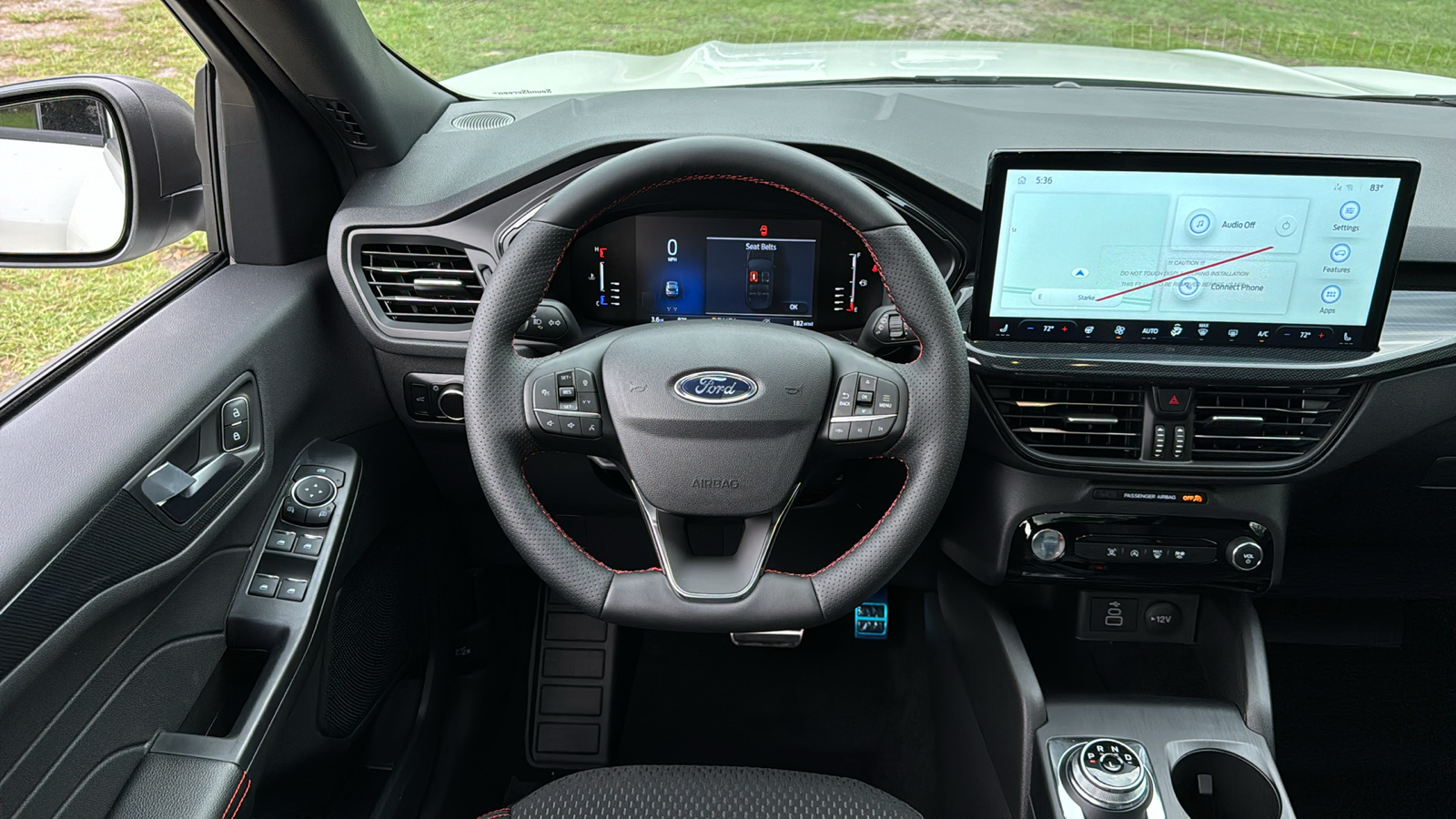 2024 Ford Escape ST-Line 18