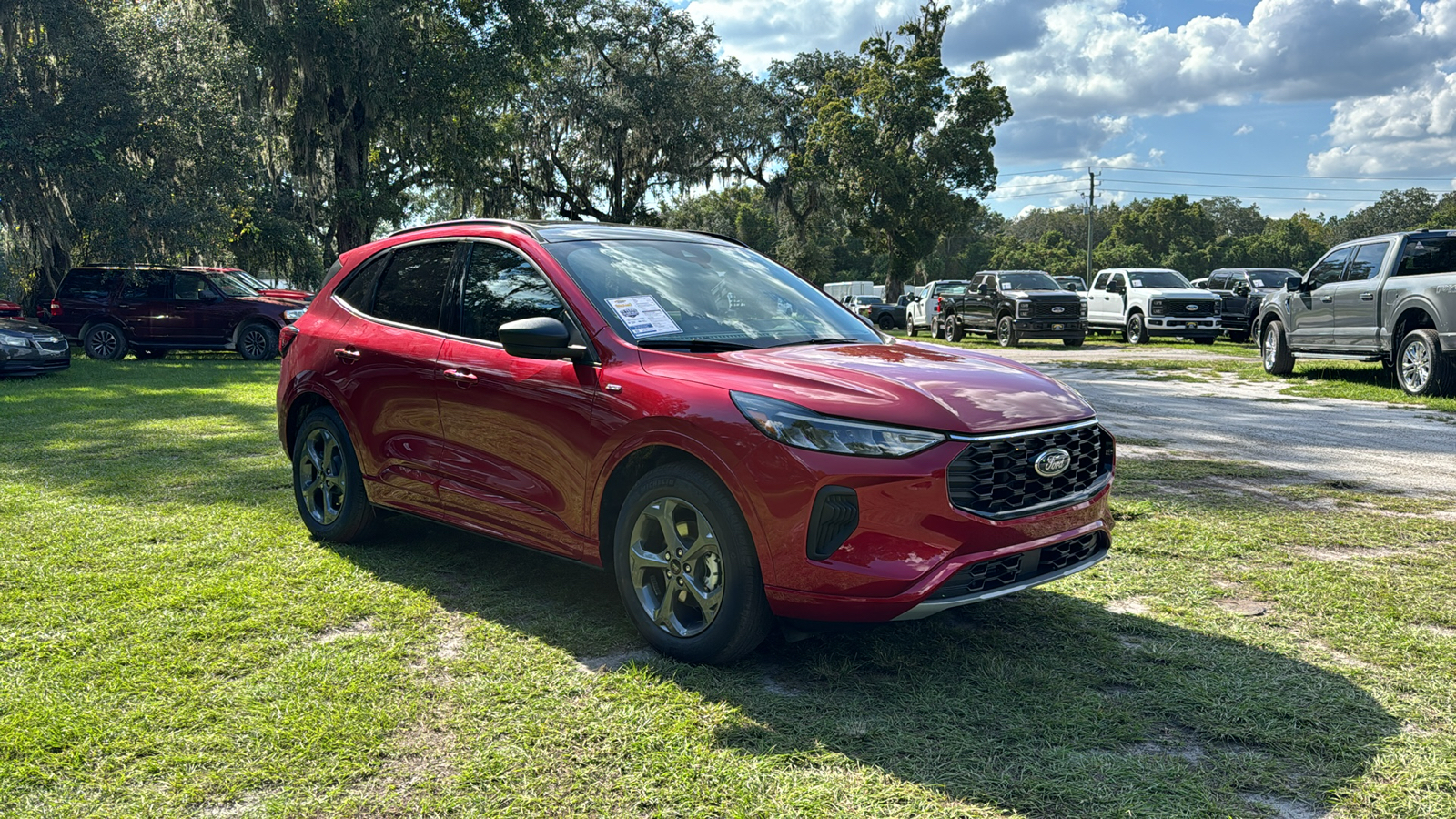 2024 Ford Escape ST-Line 1