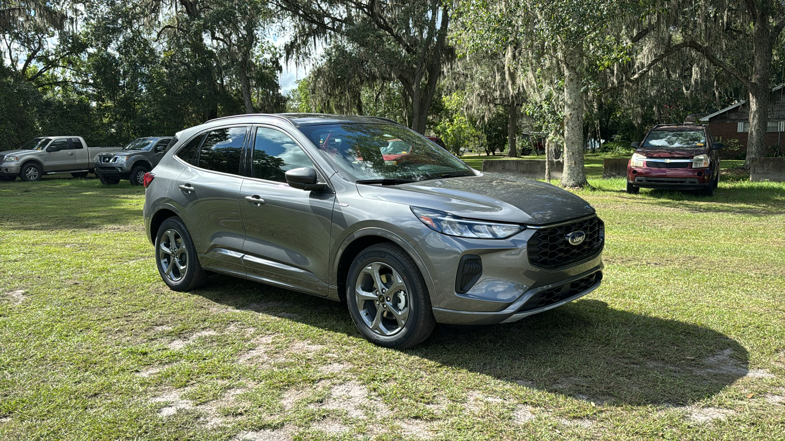 2024 Ford Escape ST-Line 1