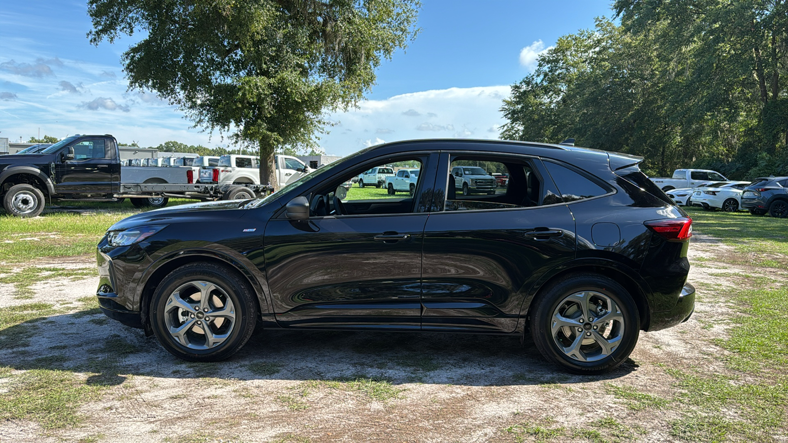 2024 Ford Escape ST-Line 3