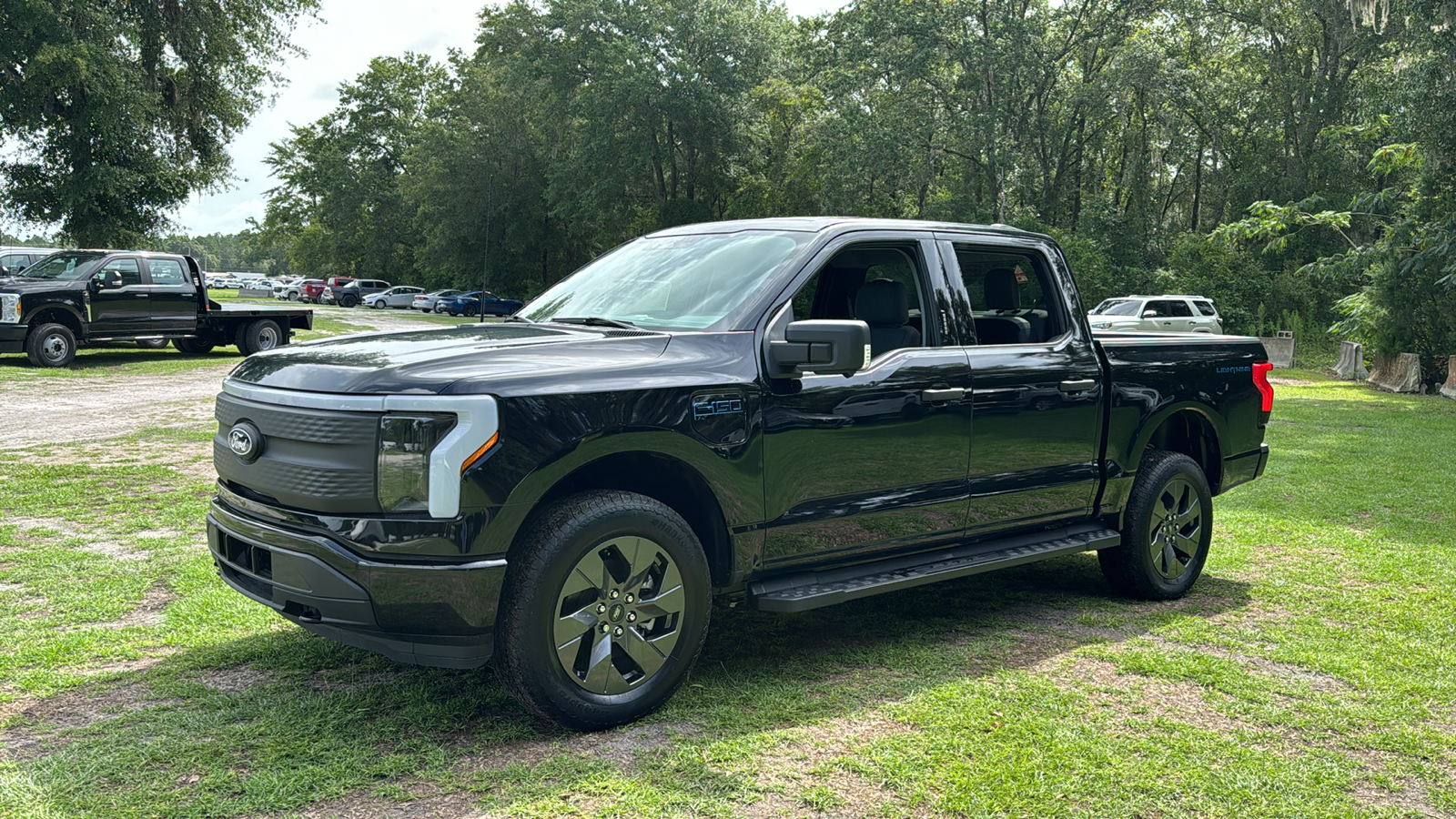 2024 Ford F-150 Lightning XLT 3