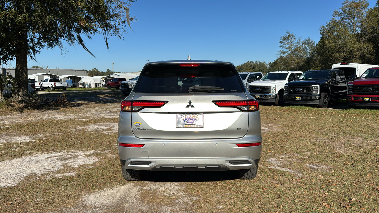 2024 Mitsubishi Outlander  5