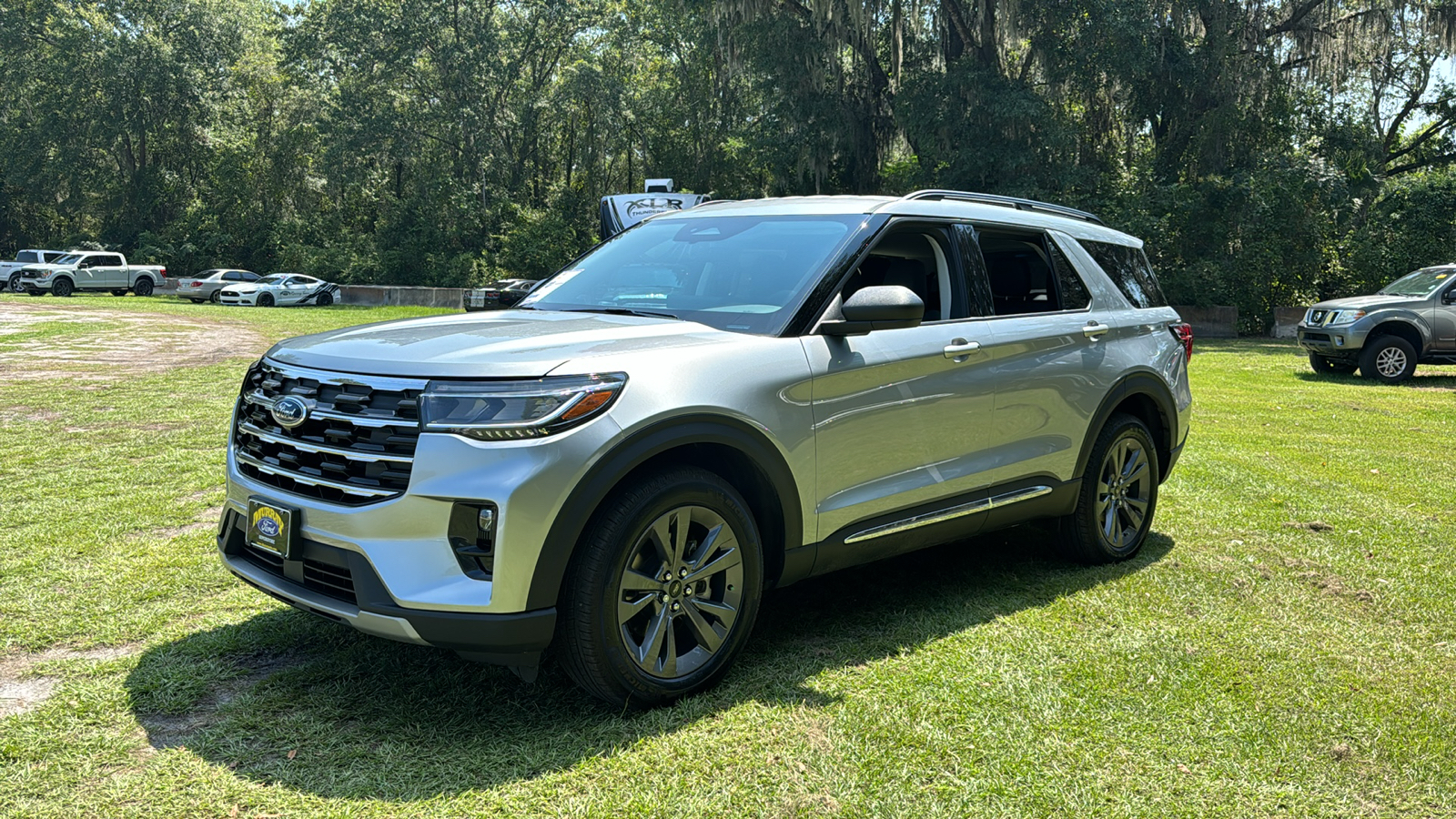 2025 Ford Explorer Active 2