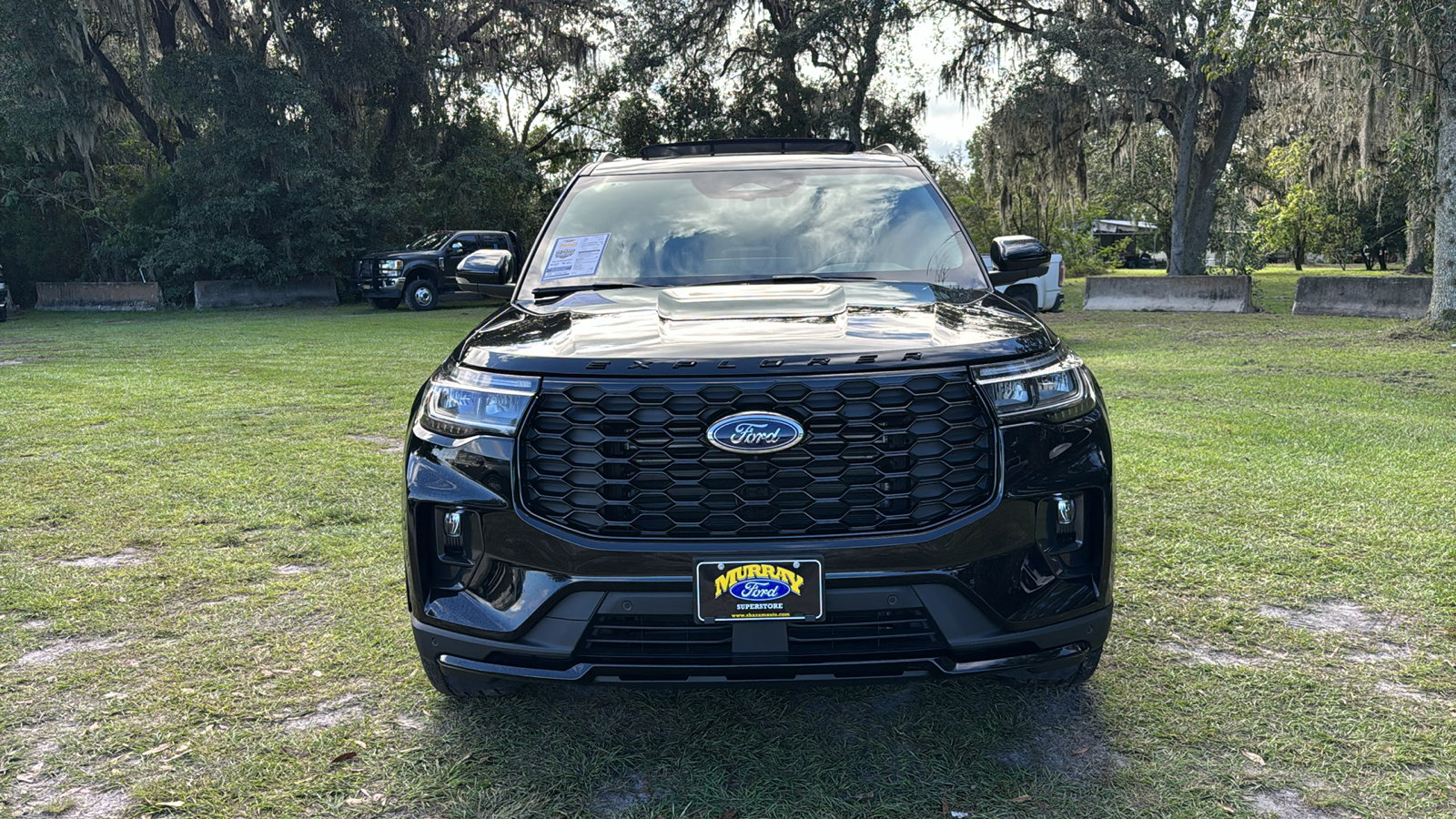 2025 Ford Explorer ST-Line 13