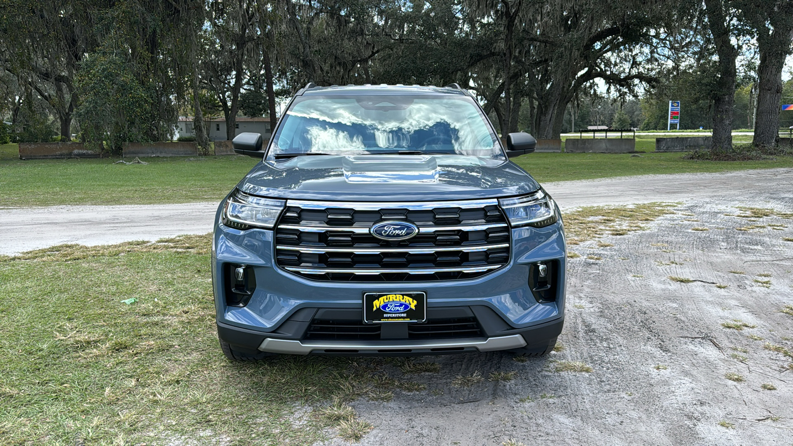 2025 Ford Explorer Active 12