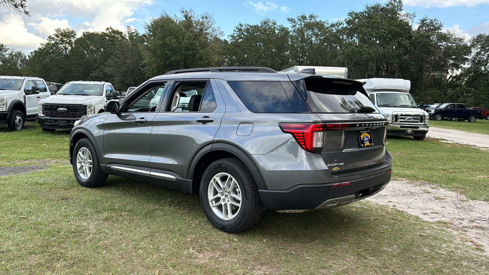 2025 Ford Explorer Active 4