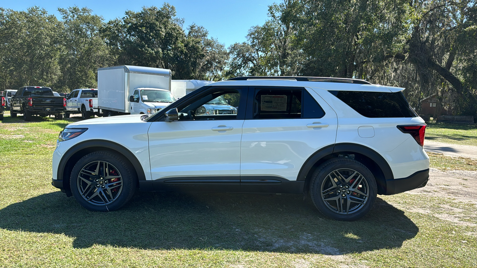 2025 Ford Explorer ST 3