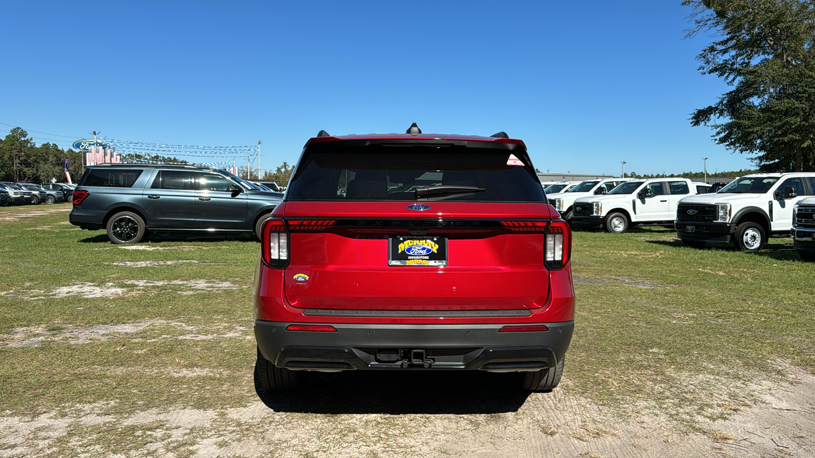 2025 Ford Explorer ST-Line 5