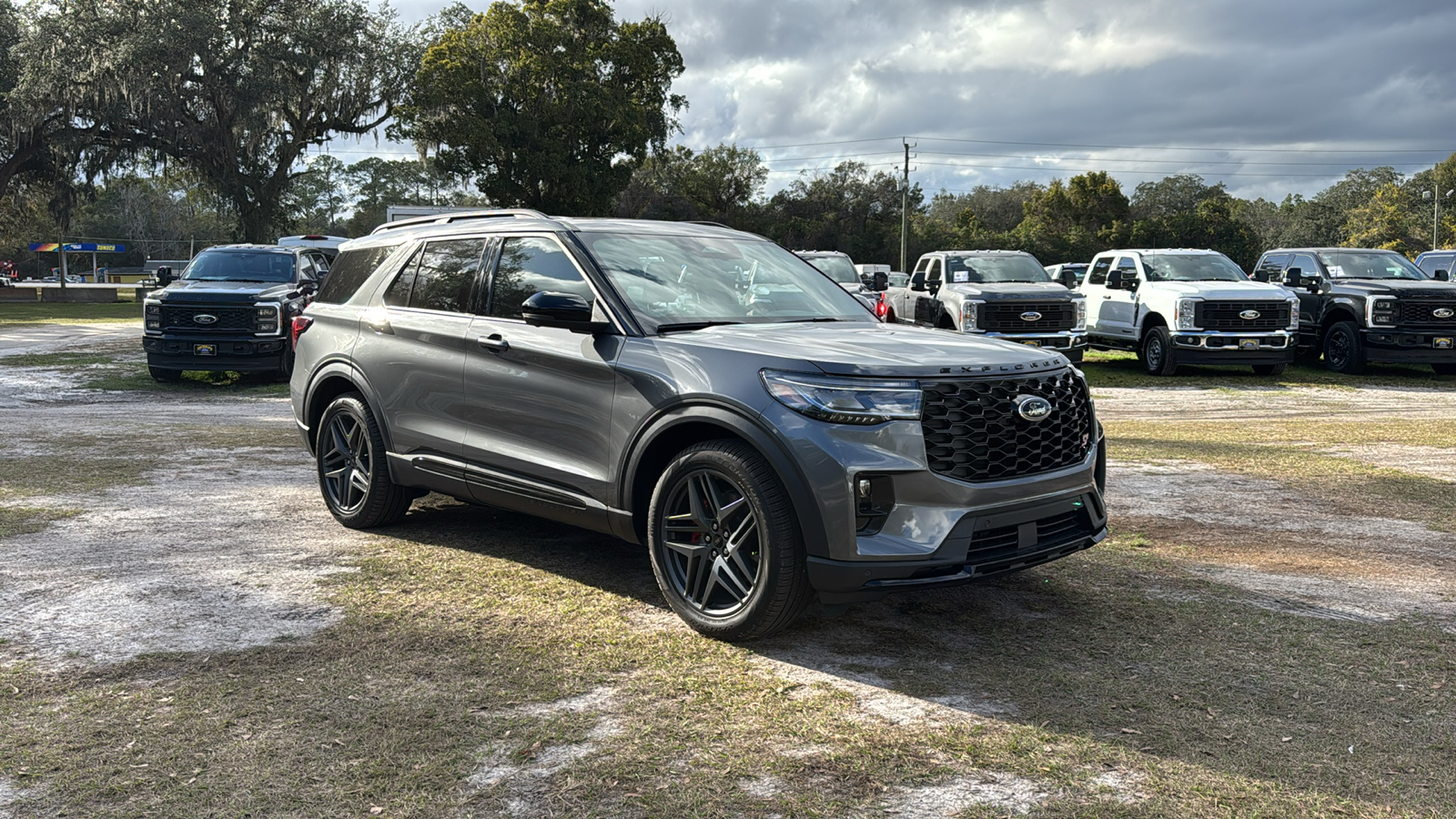 2025 Ford Explorer ST 1