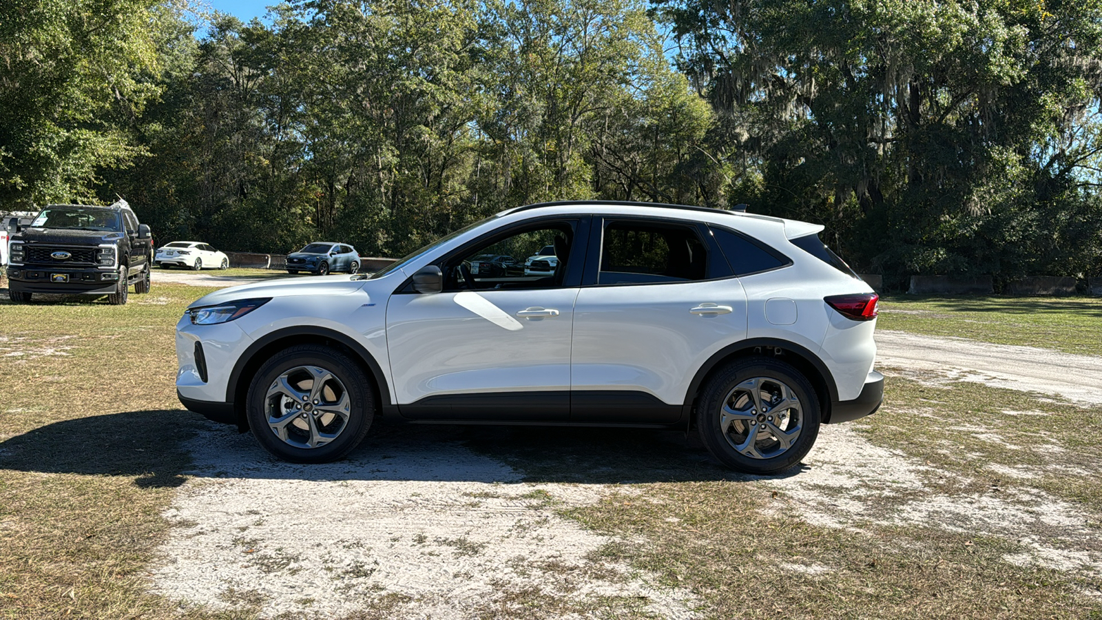 2025 Ford Escape ST-Line 3