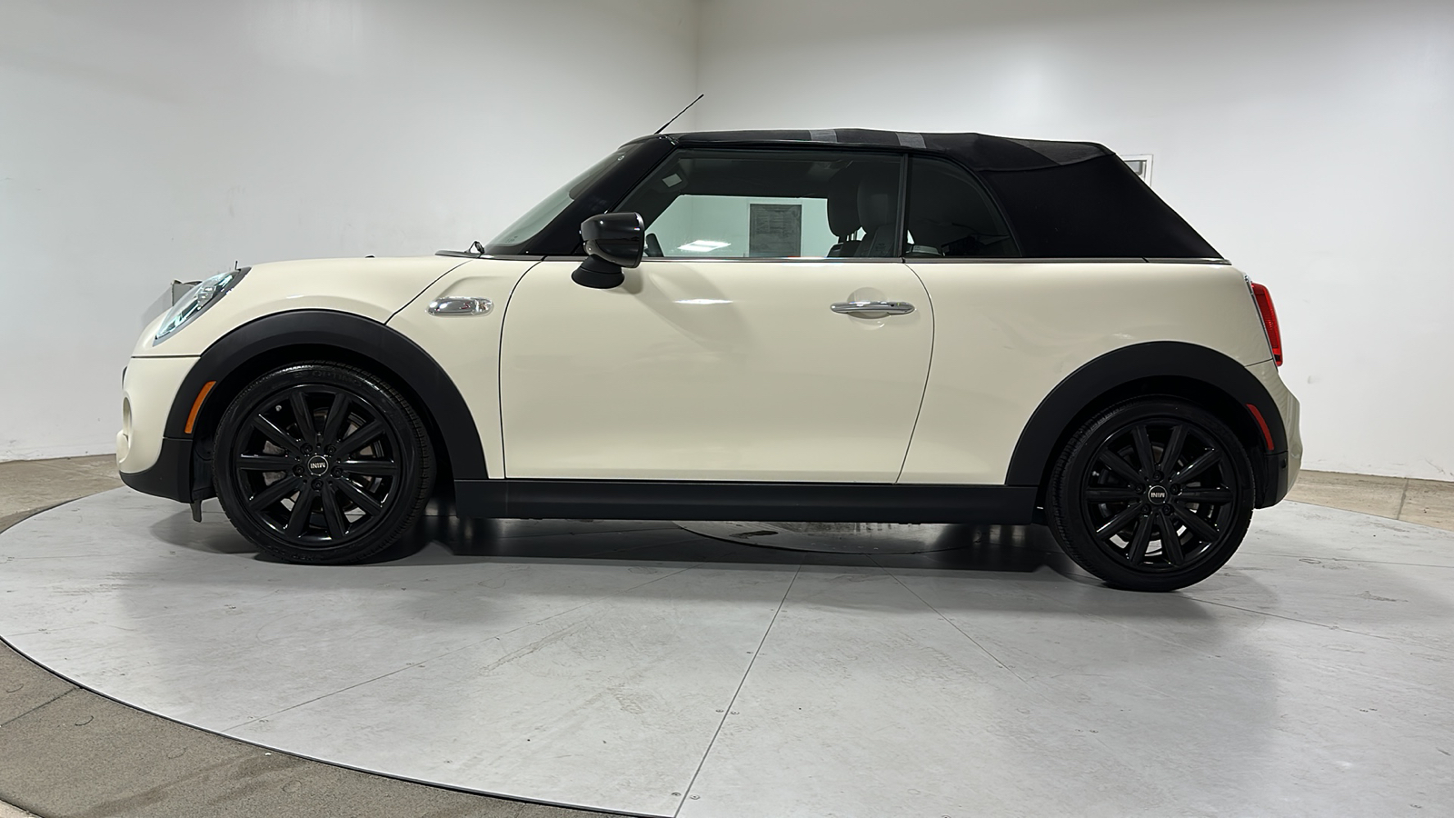 2021 MINI Cooper S Convertible  3