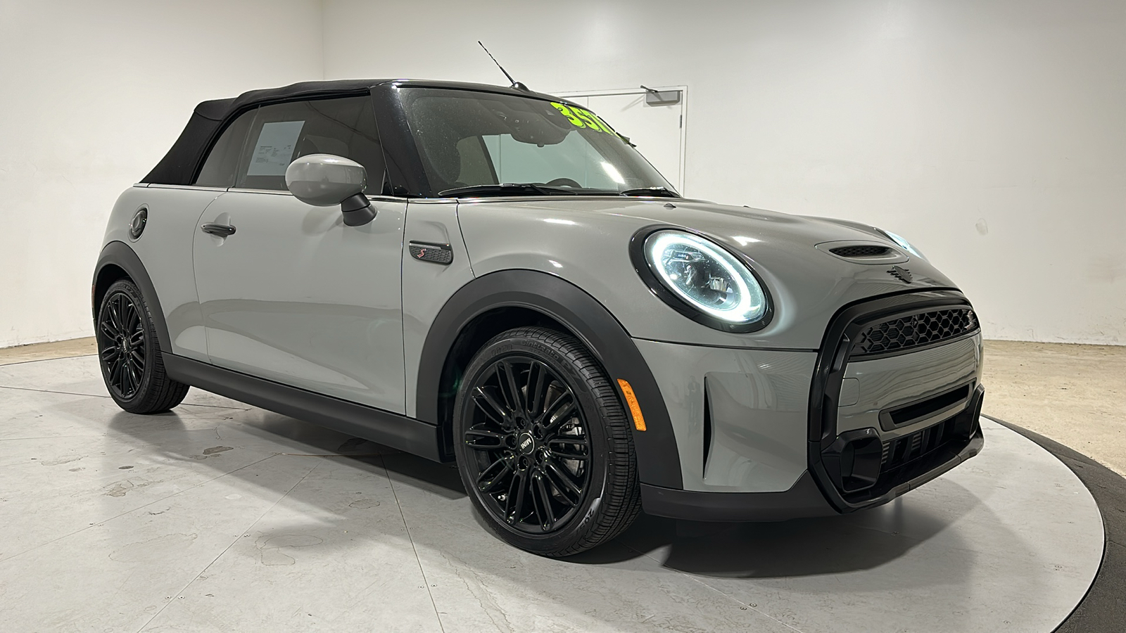 2022 MINI Cooper S Convertible  8