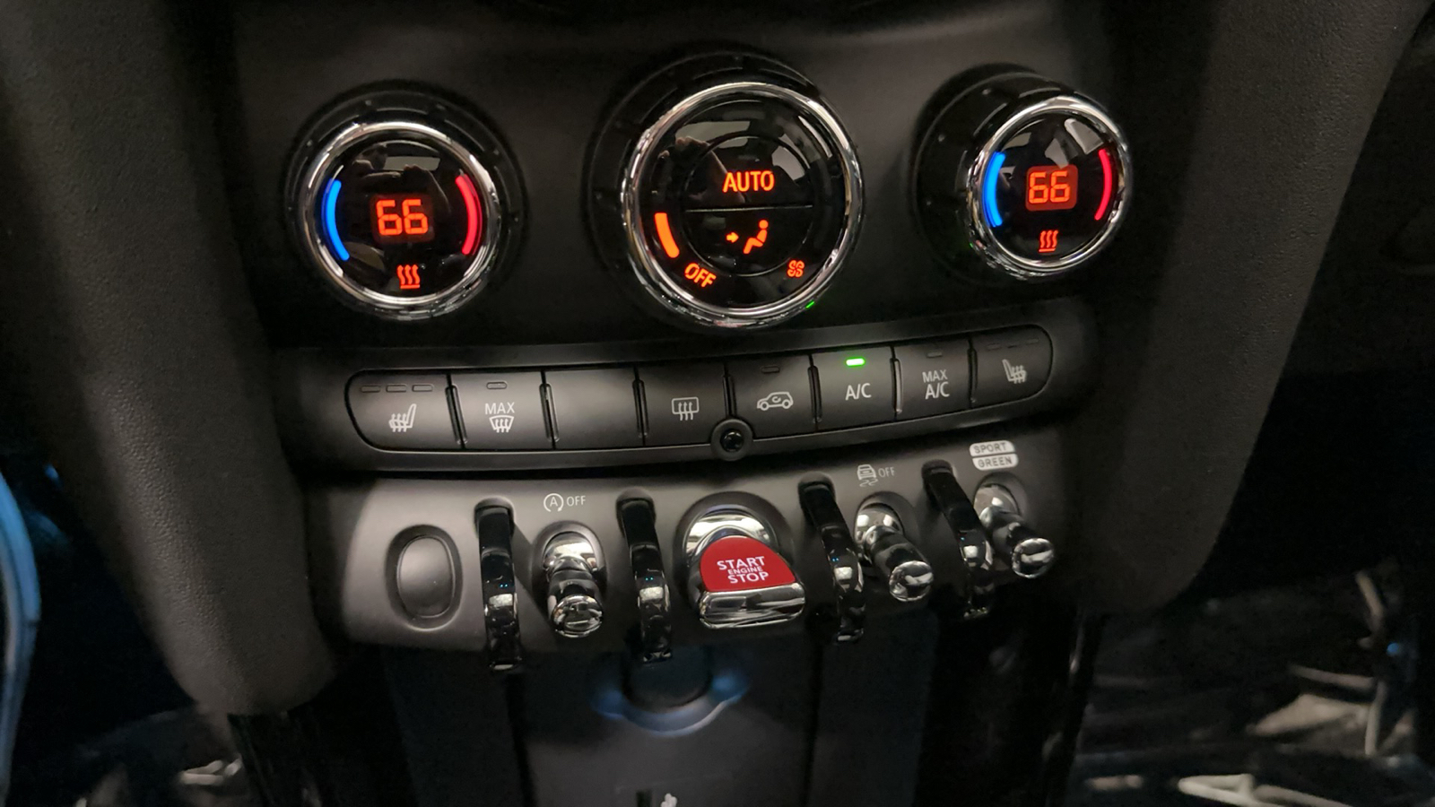 2024 MINI Cooper S Hardtop 4 Door Cooper S FWD 16