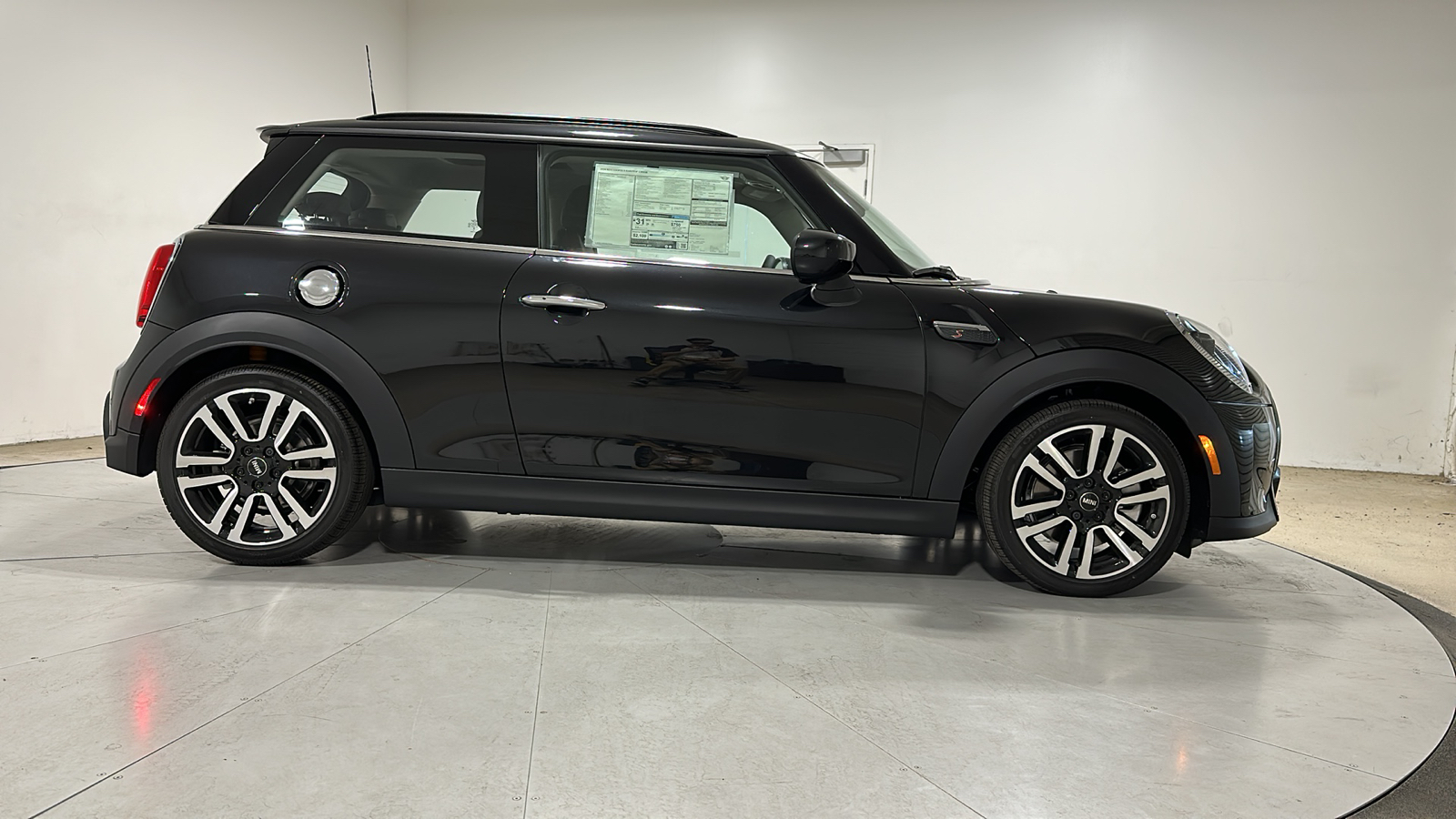 2024 MINI Cooper S Hardtop 2 Door Cooper S FWD 7