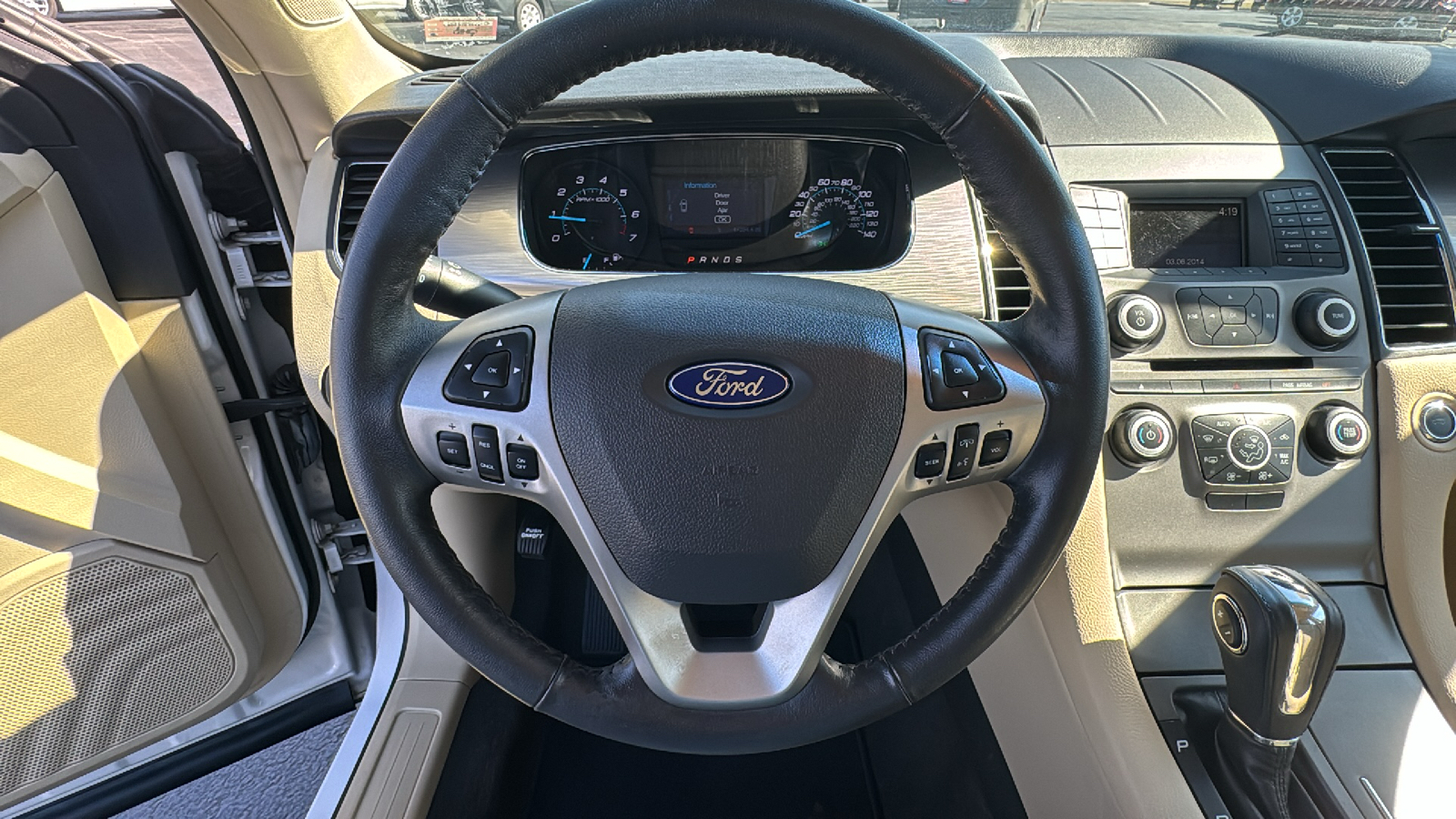 2014 Ford Taurus SEL 20