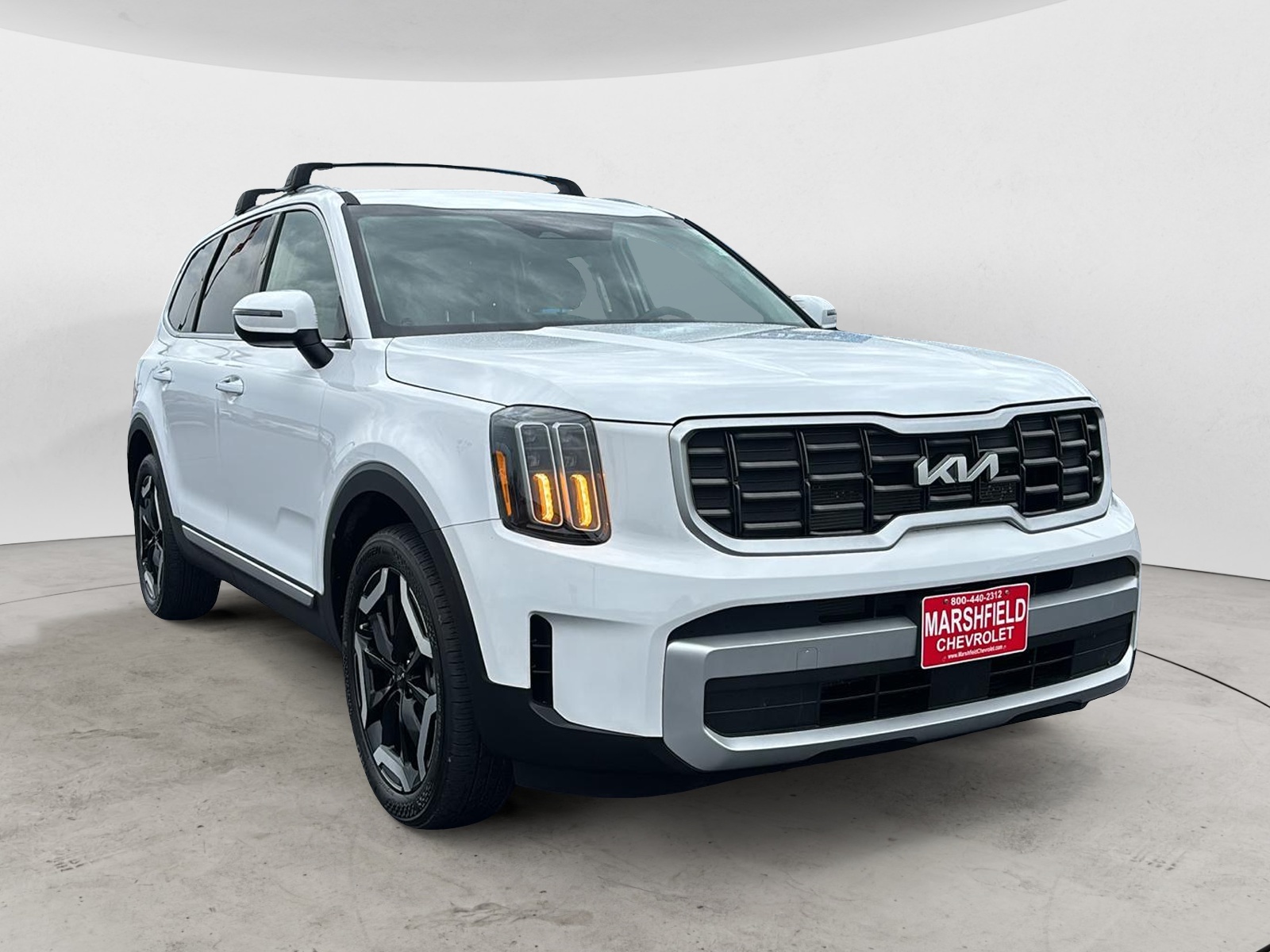 2024 Kia Telluride S 1