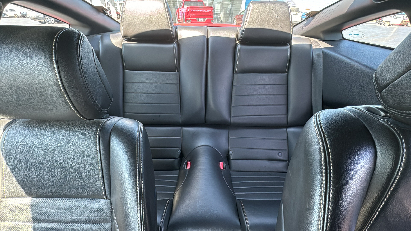 2014 Ford Mustang V6 Premium 11