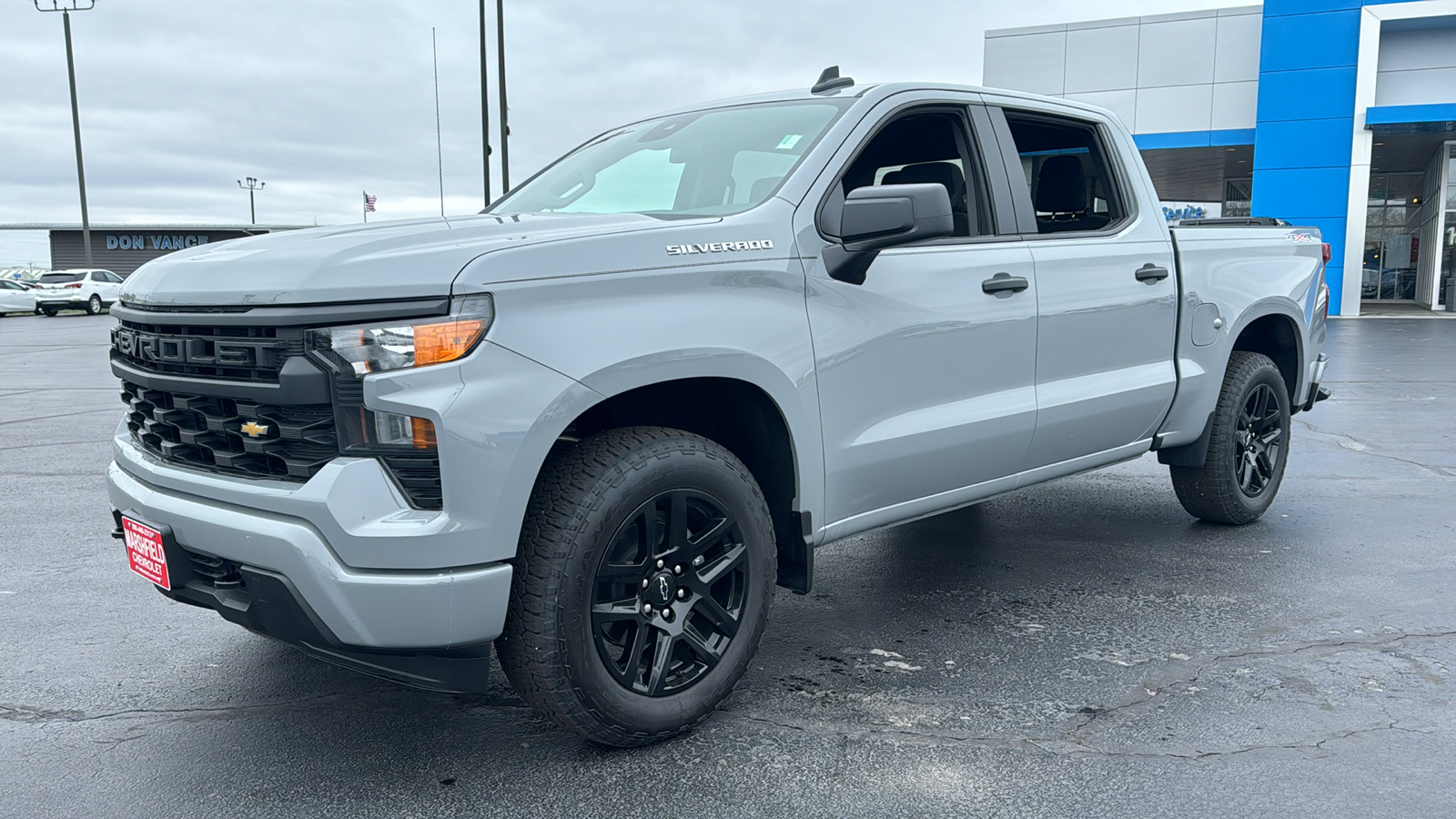 2024 Chevrolet Silverado 1500 Custom 3