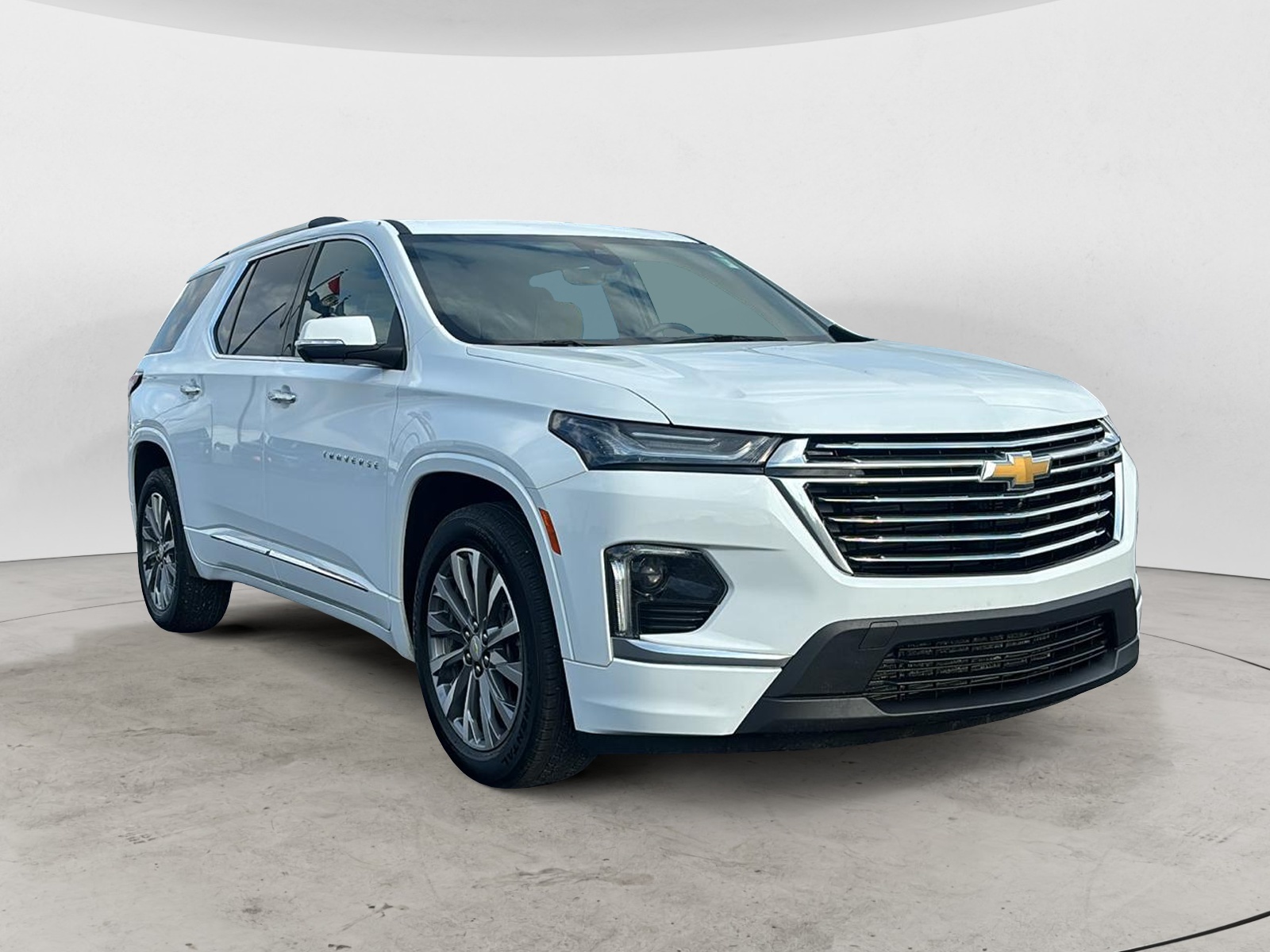 2023 Chevrolet Traverse Premier 1