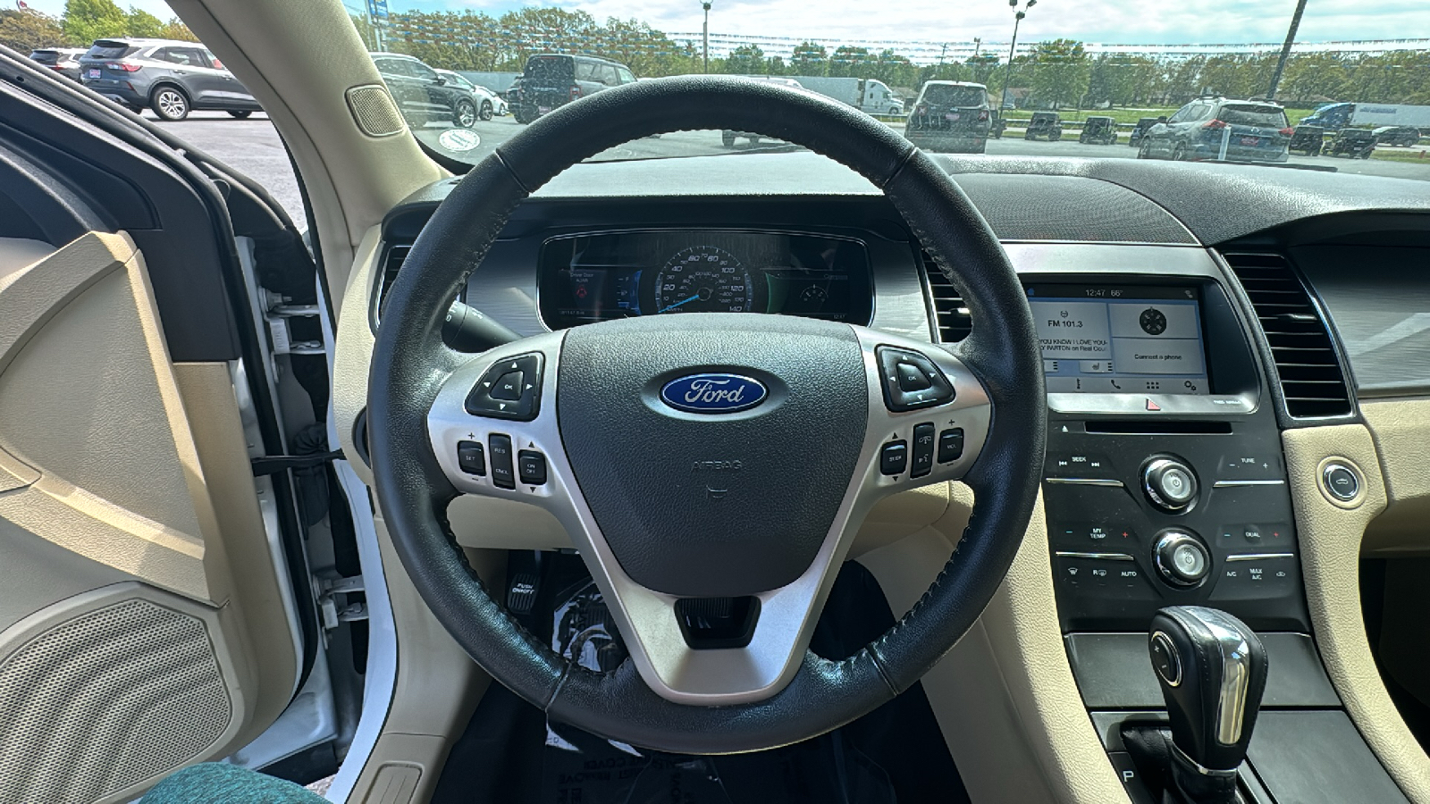 2017 Ford Taurus SEL 20