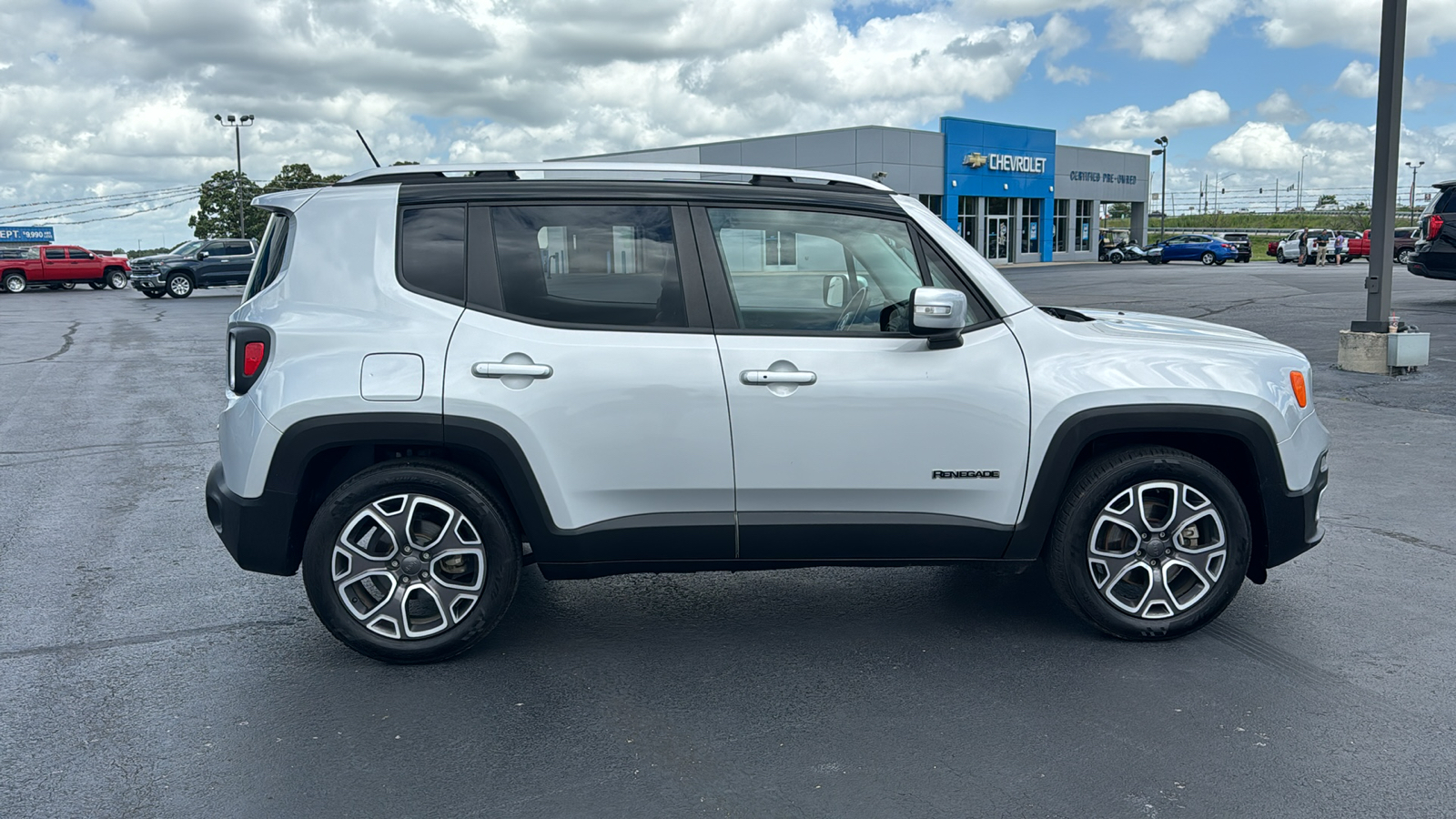 2015 Jeep Renegade Limited 10