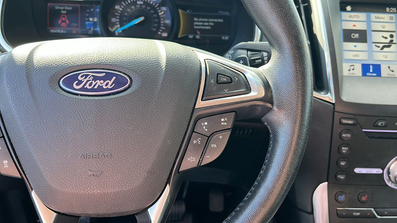 2019 Ford Edge Titanium 24