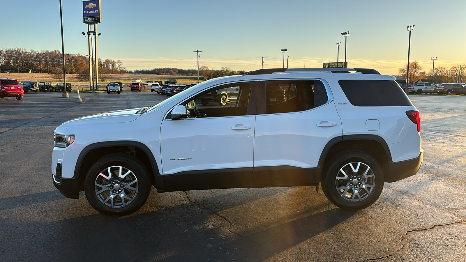 2023 GMC Acadia SLT 4