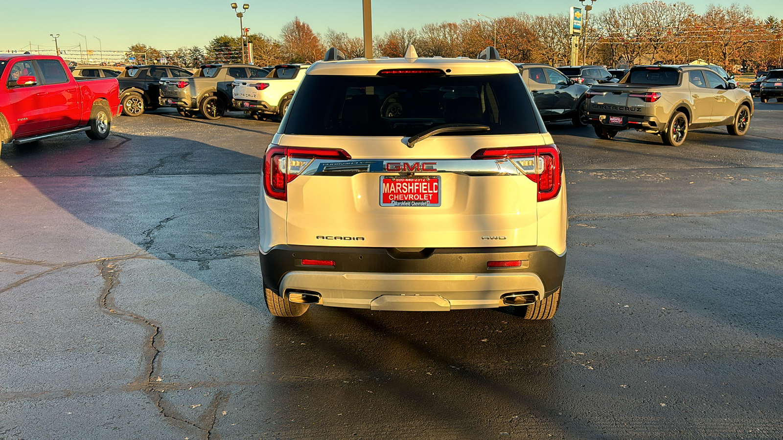 2023 GMC Acadia SLT 6