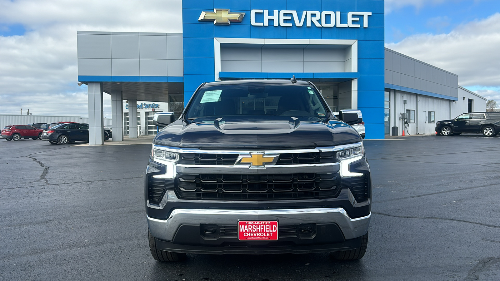 2024 Chevrolet Silverado 1500 LT 2