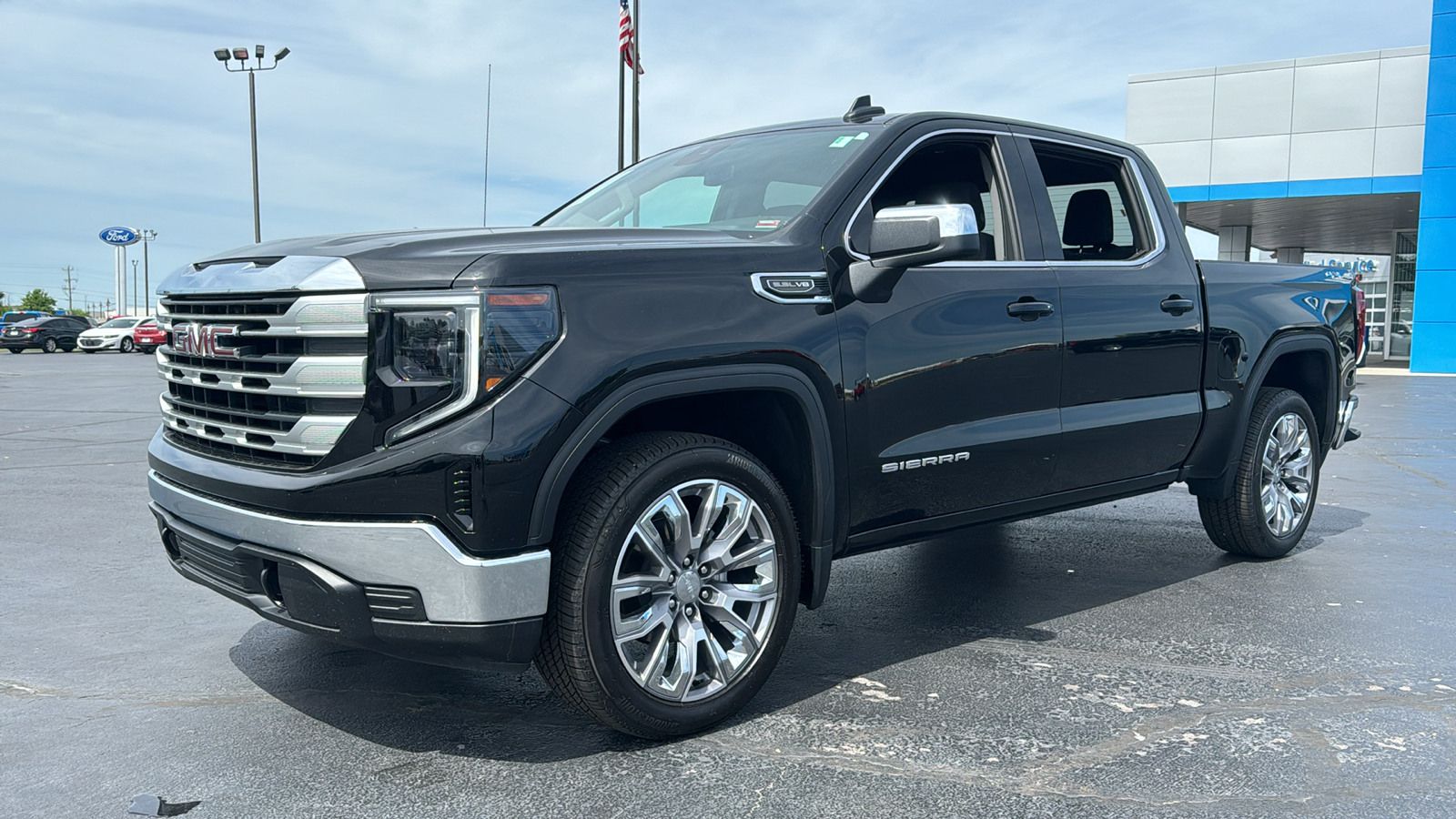 2023 GMC Sierra 1500 SLE 3