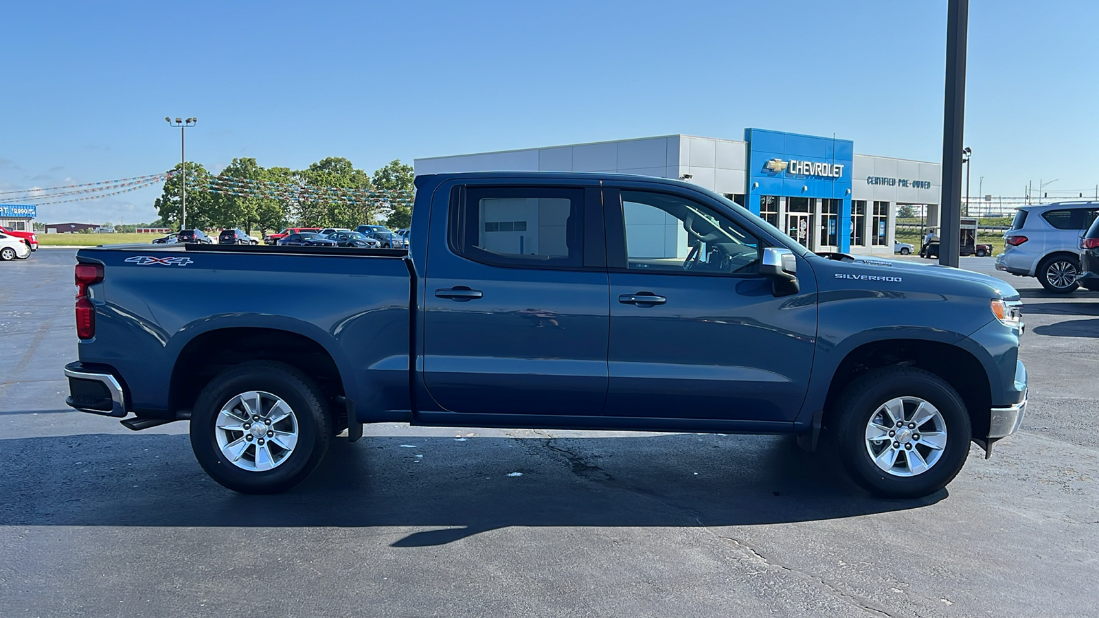 2024 Chevrolet Silverado 1500 LT 11