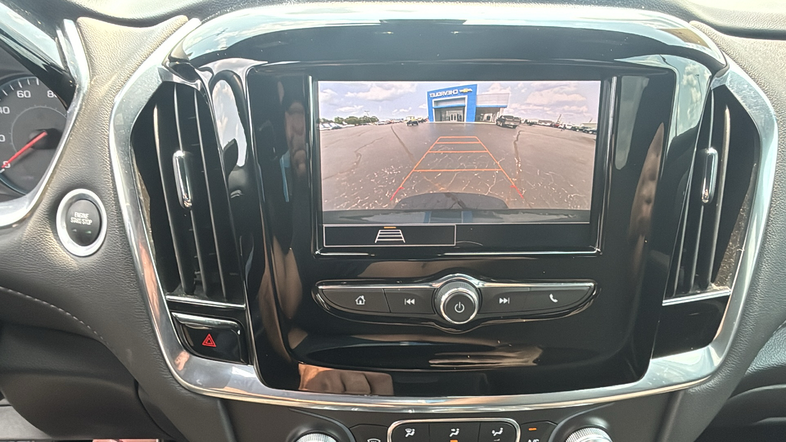 2023 Chevrolet Traverse LT 20