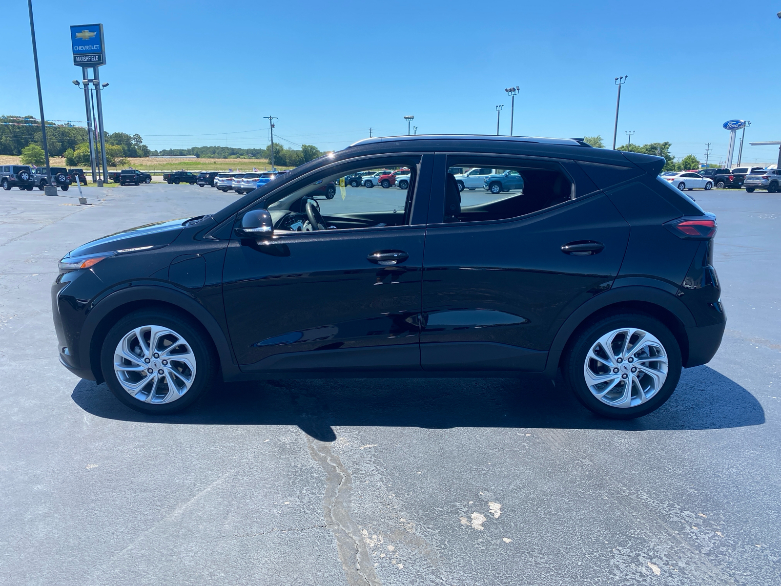 2023 Chevrolet Bolt EUV LT 3