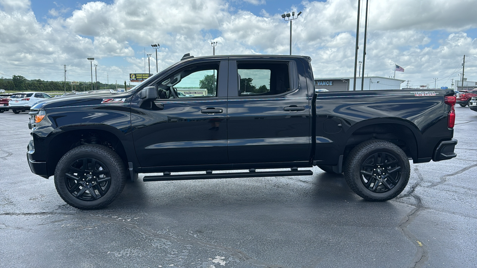 2024 Chevrolet Silverado 1500 Custom Trail Boss 4