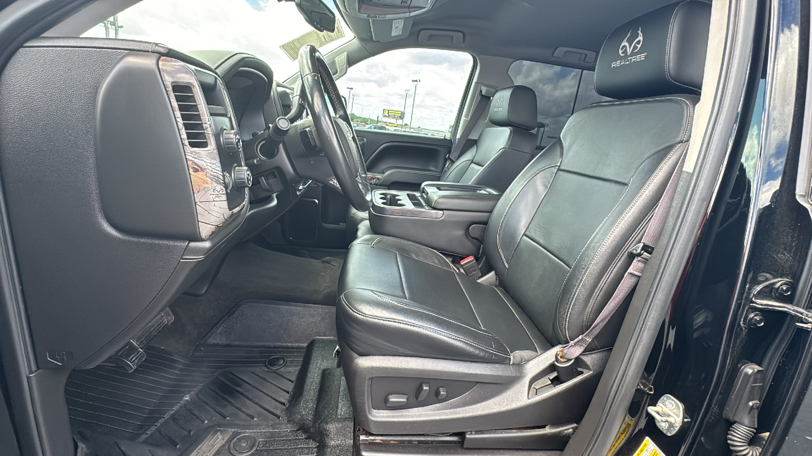 2017 Chevrolet Silverado 1500 LTZ 25