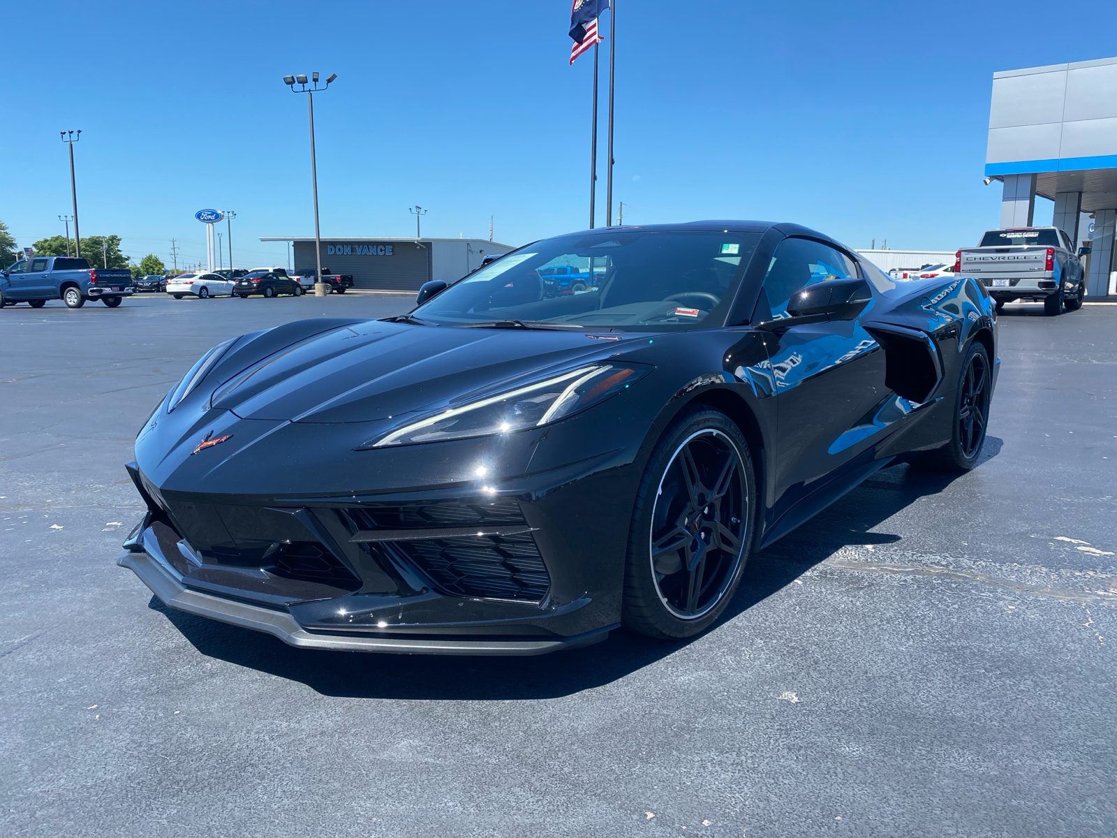 2024 Chevrolet Corvette Stingray 2