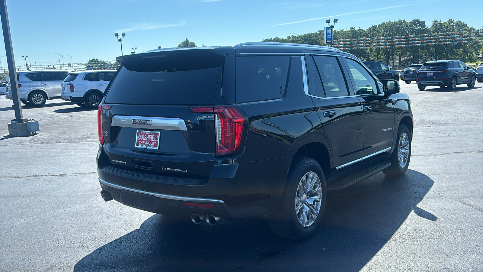 2022 GMC Yukon Denali 7