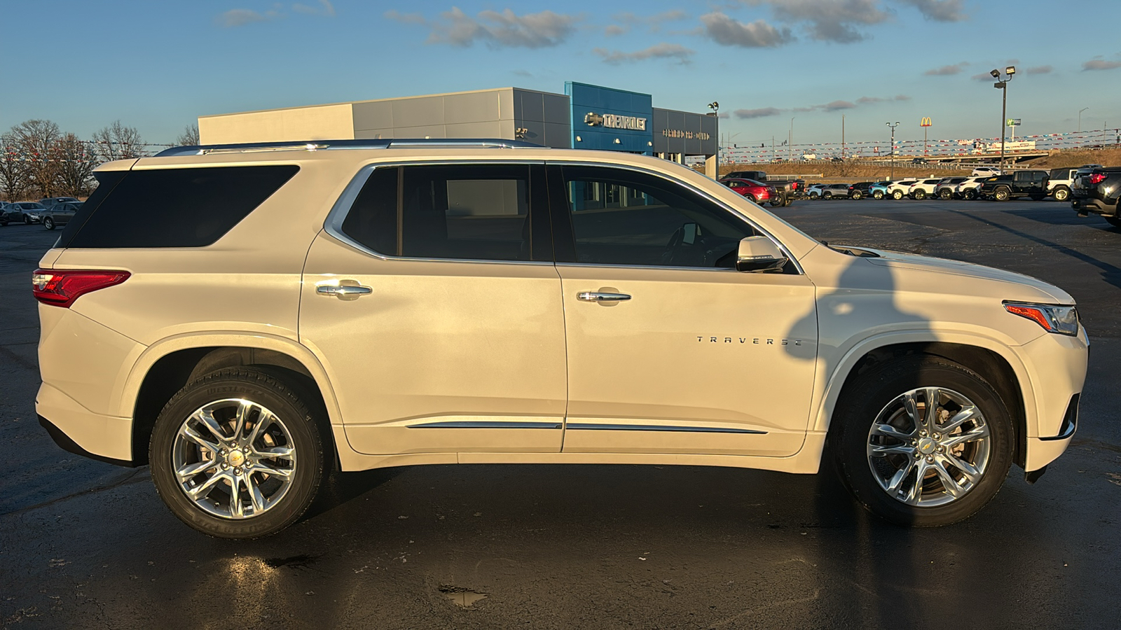 2020 Chevrolet Traverse High Country 8